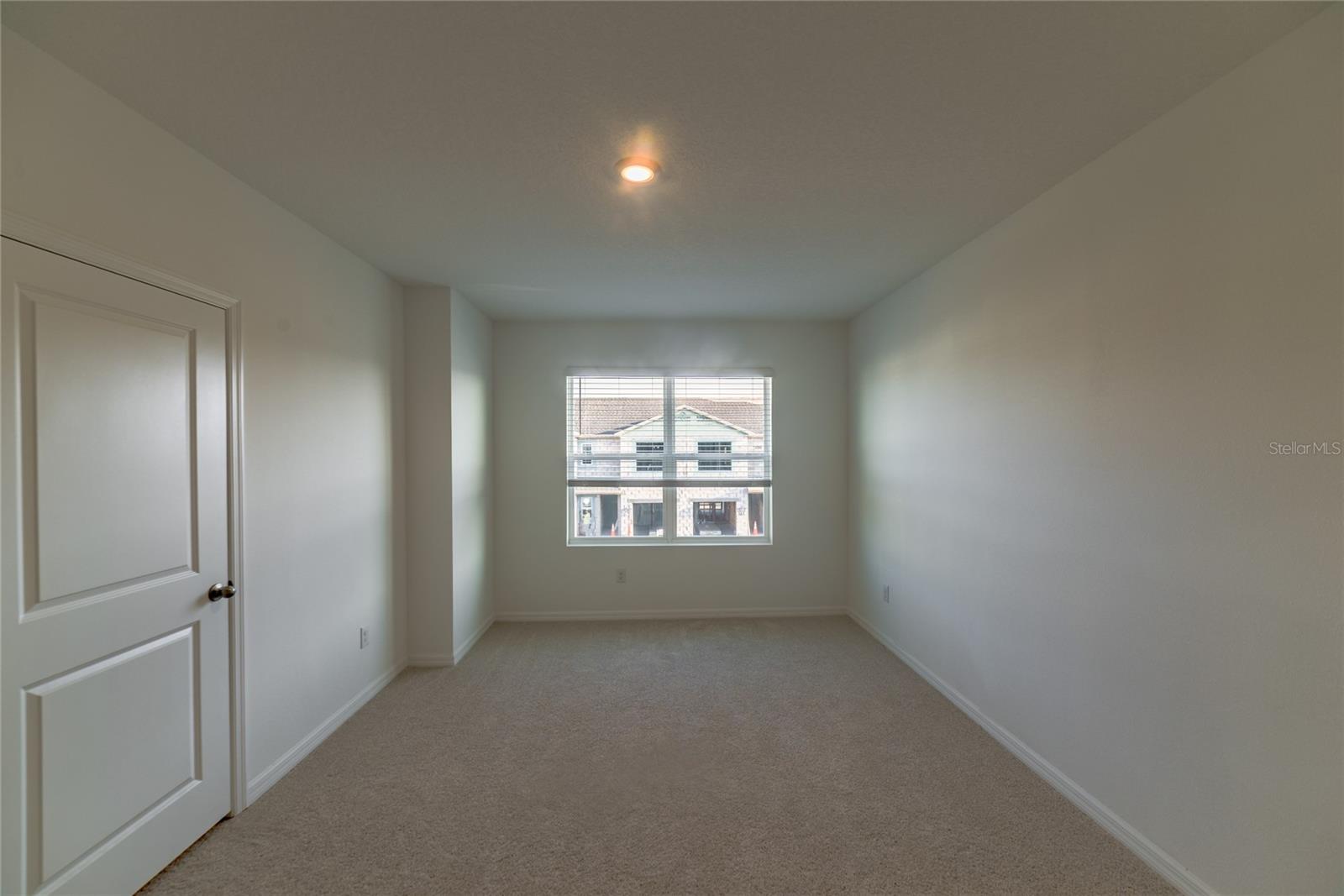 Image 22 of 45 For 17208 English Chestnut Way