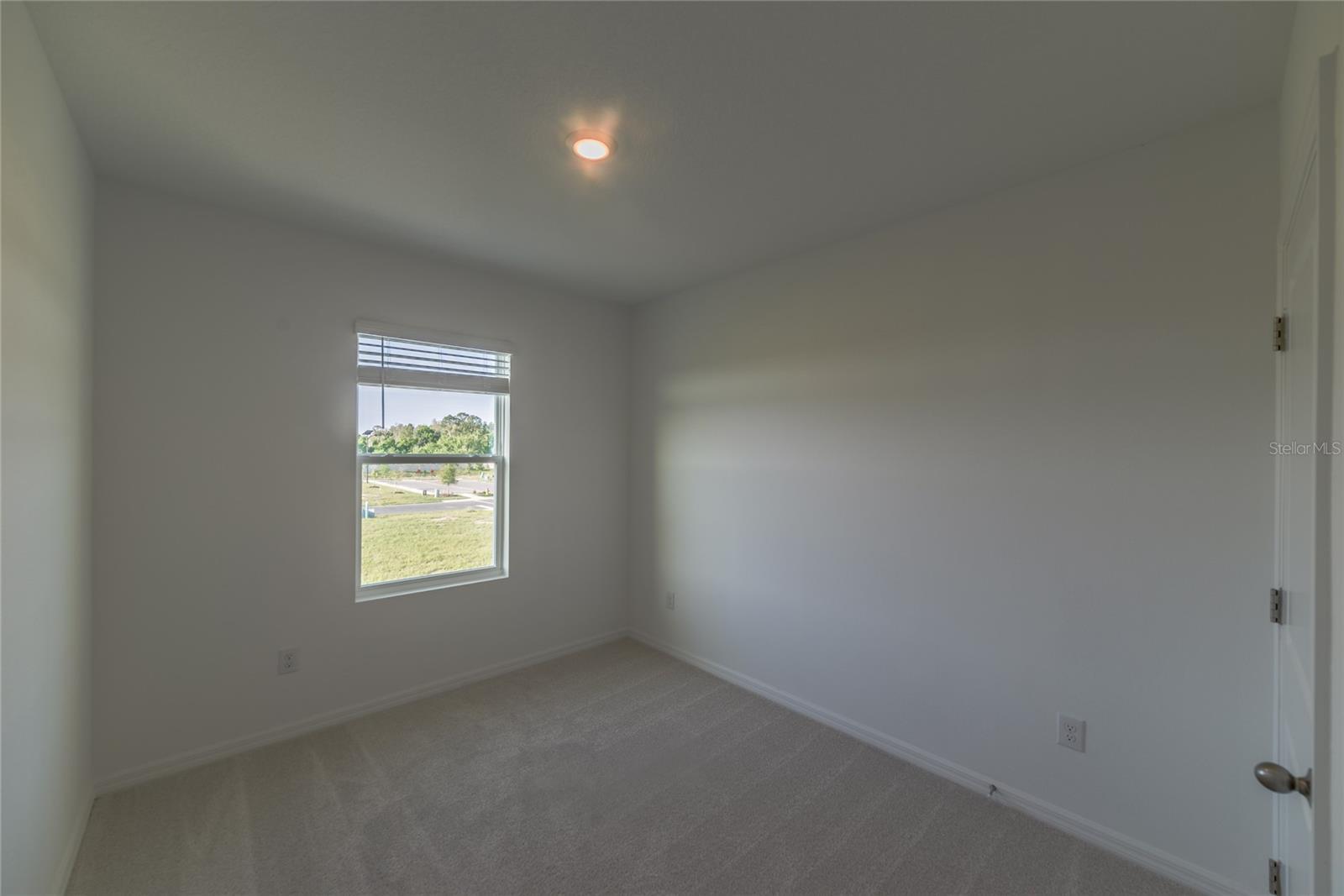 Image 26 of 45 For 17208 English Chestnut Way