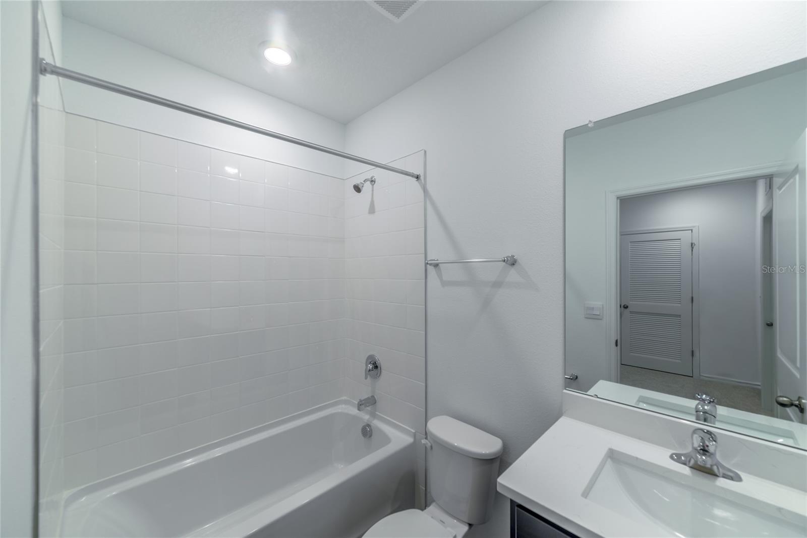 Image 30 of 45 For 17208 English Chestnut Way