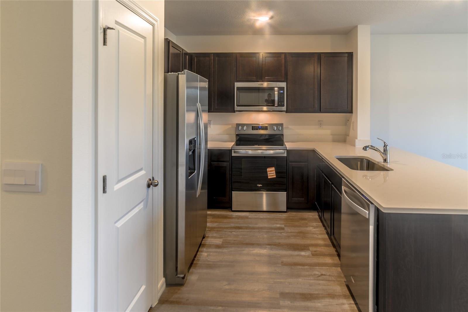 Image 9 of 45 For 17208 English Chestnut Way