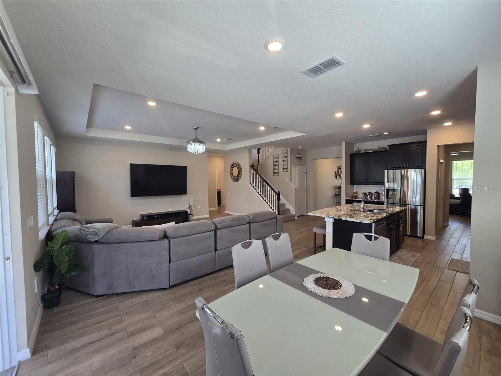 Image 12 of 62 For 10912 Honor Road