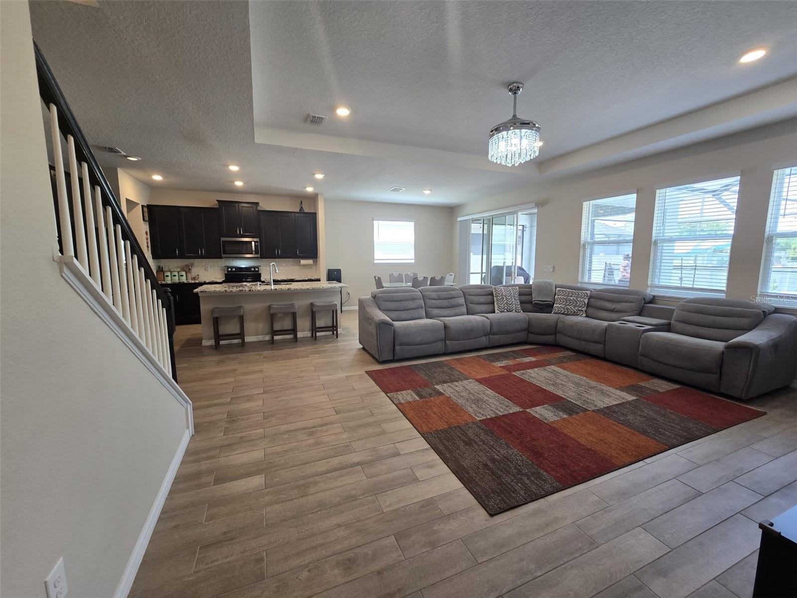 Image 15 of 62 For 10912 Honor Road