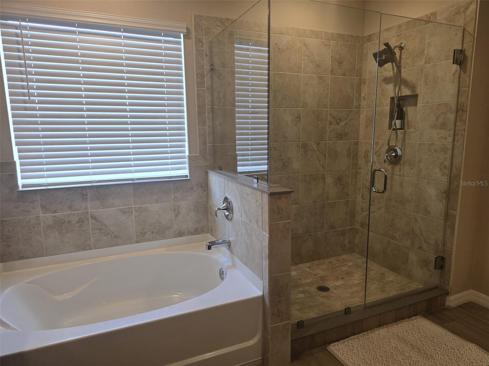 Image 26 of 62 For 10912 Honor Road