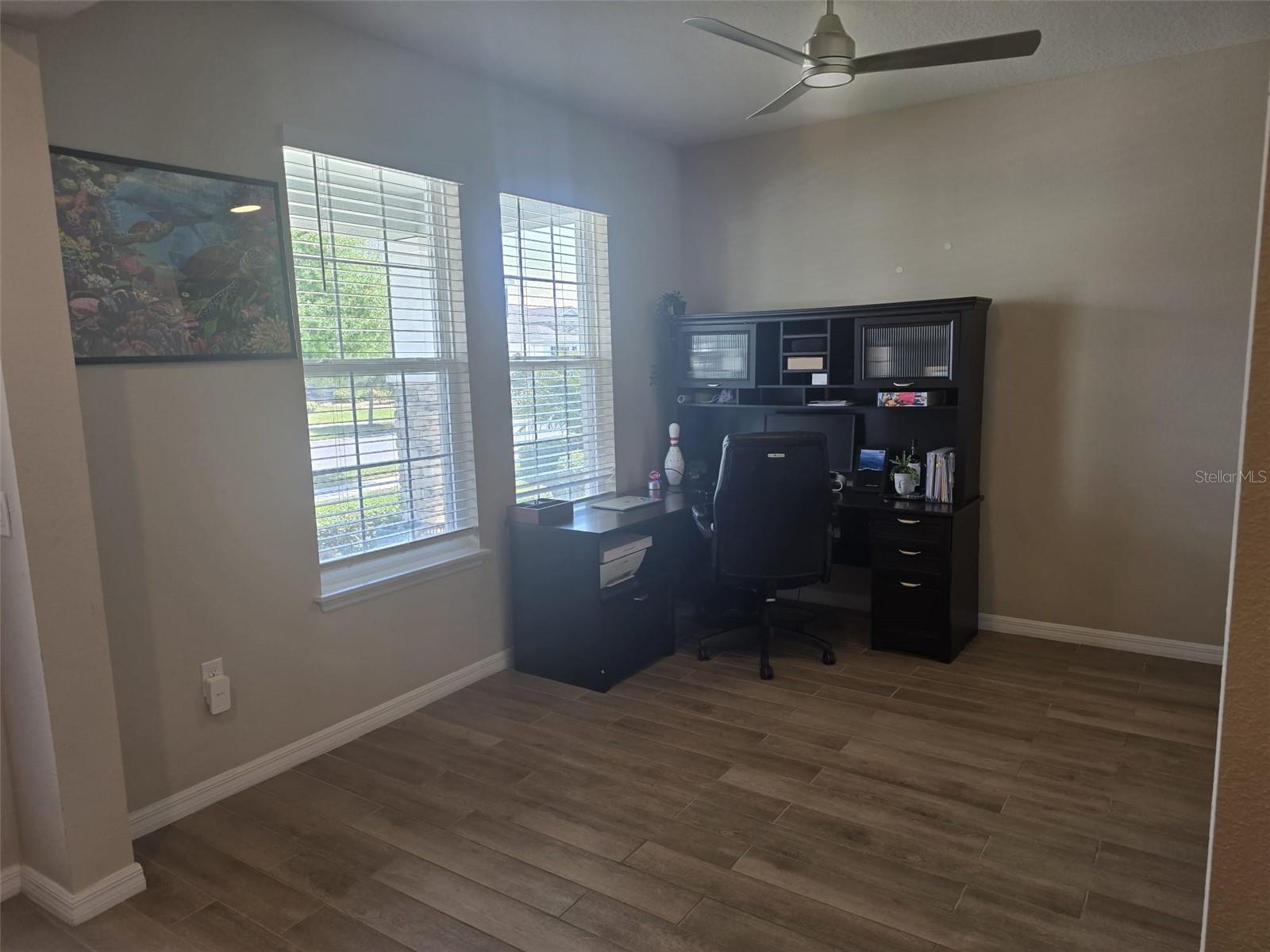 Image 4 of 62 For 10912 Honor Road