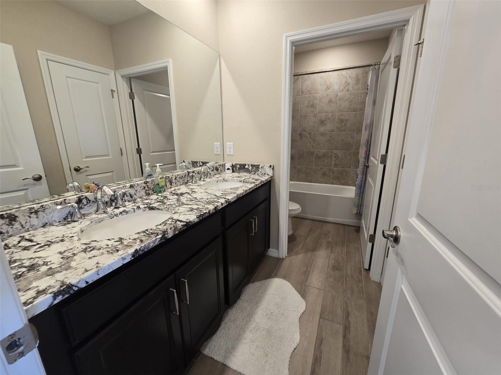 Image 45 of 62 For 10912 Honor Road