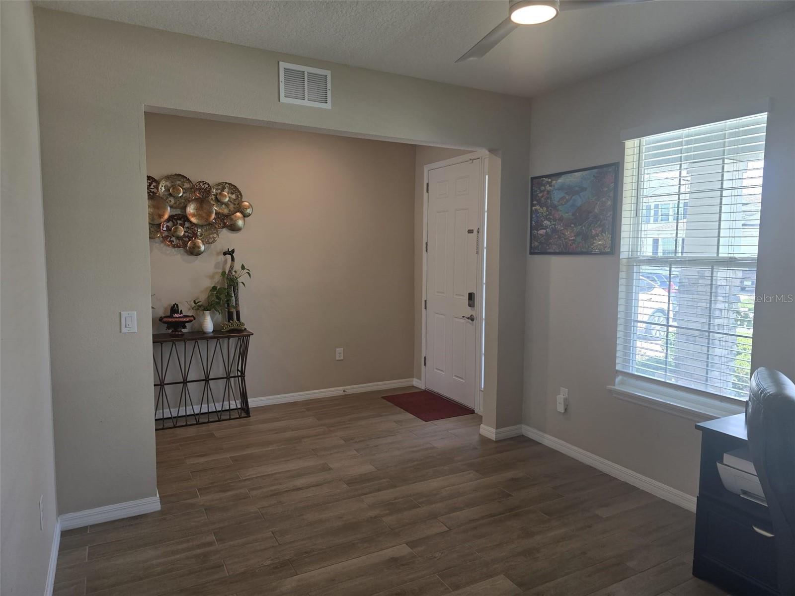 Image 7 of 62 For 10912 Honor Road