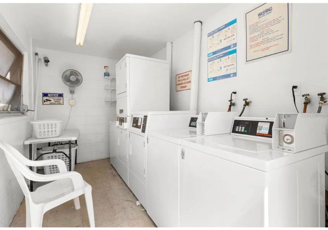 Image 16 of 18 For 1433 Belcher Road C13