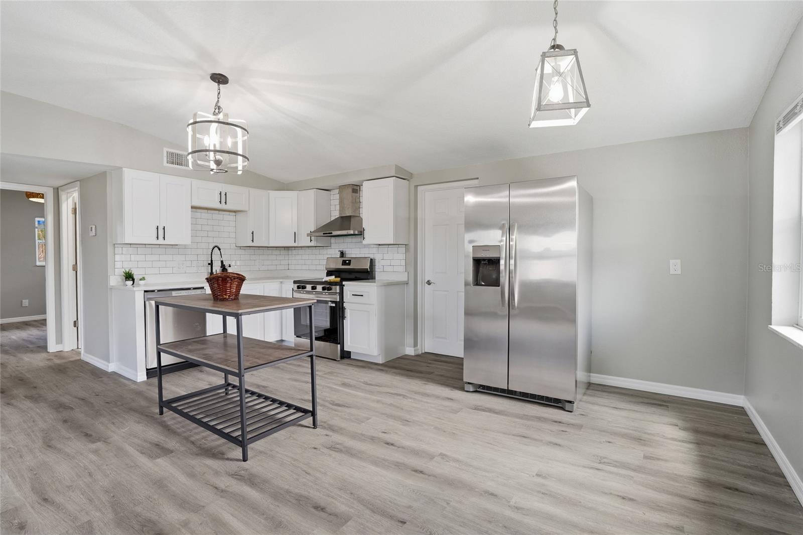 Image 11 of 47 For 4021 Eagle Nest Drive