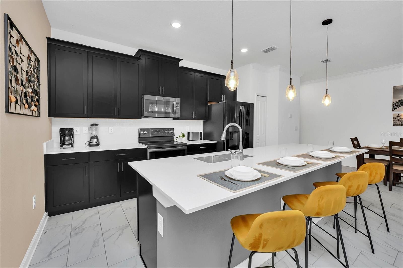 Image 16 of 51 For 1000 Leader Street