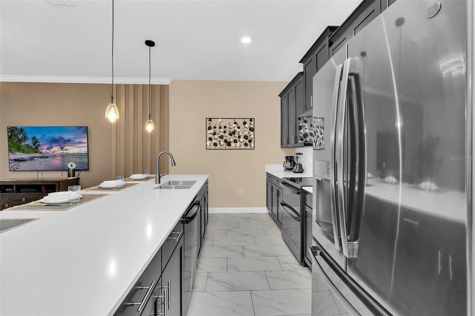 Image 18 of 51 For 1000 Leader Street