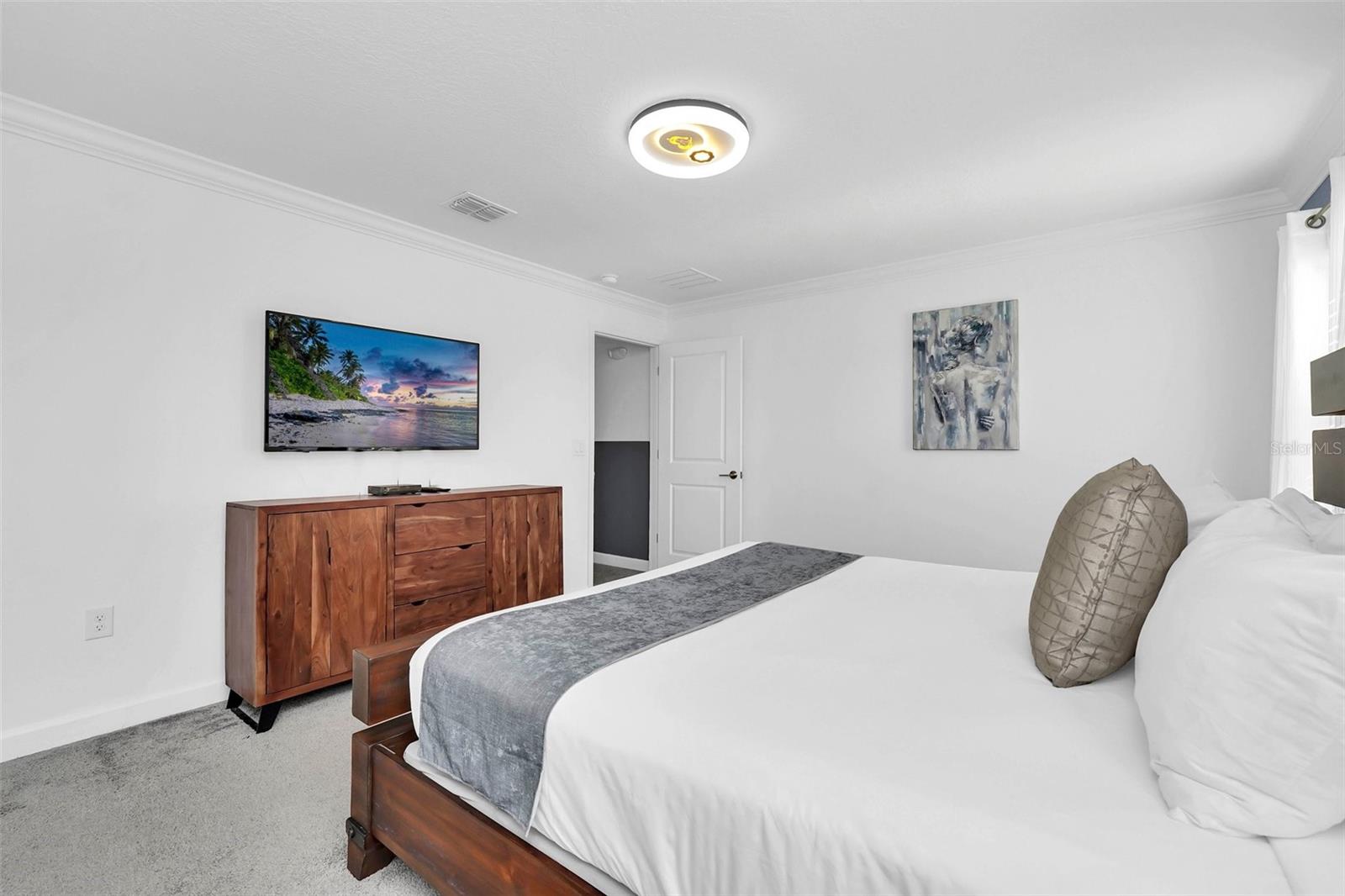 Image 22 of 51 For 1000 Leader Street