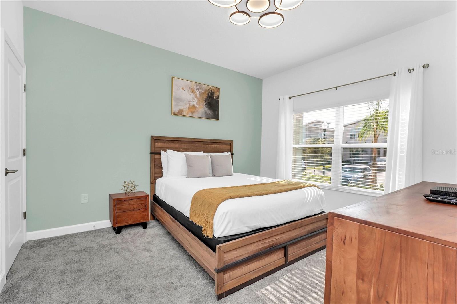 Image 24 of 51 For 1000 Leader Street