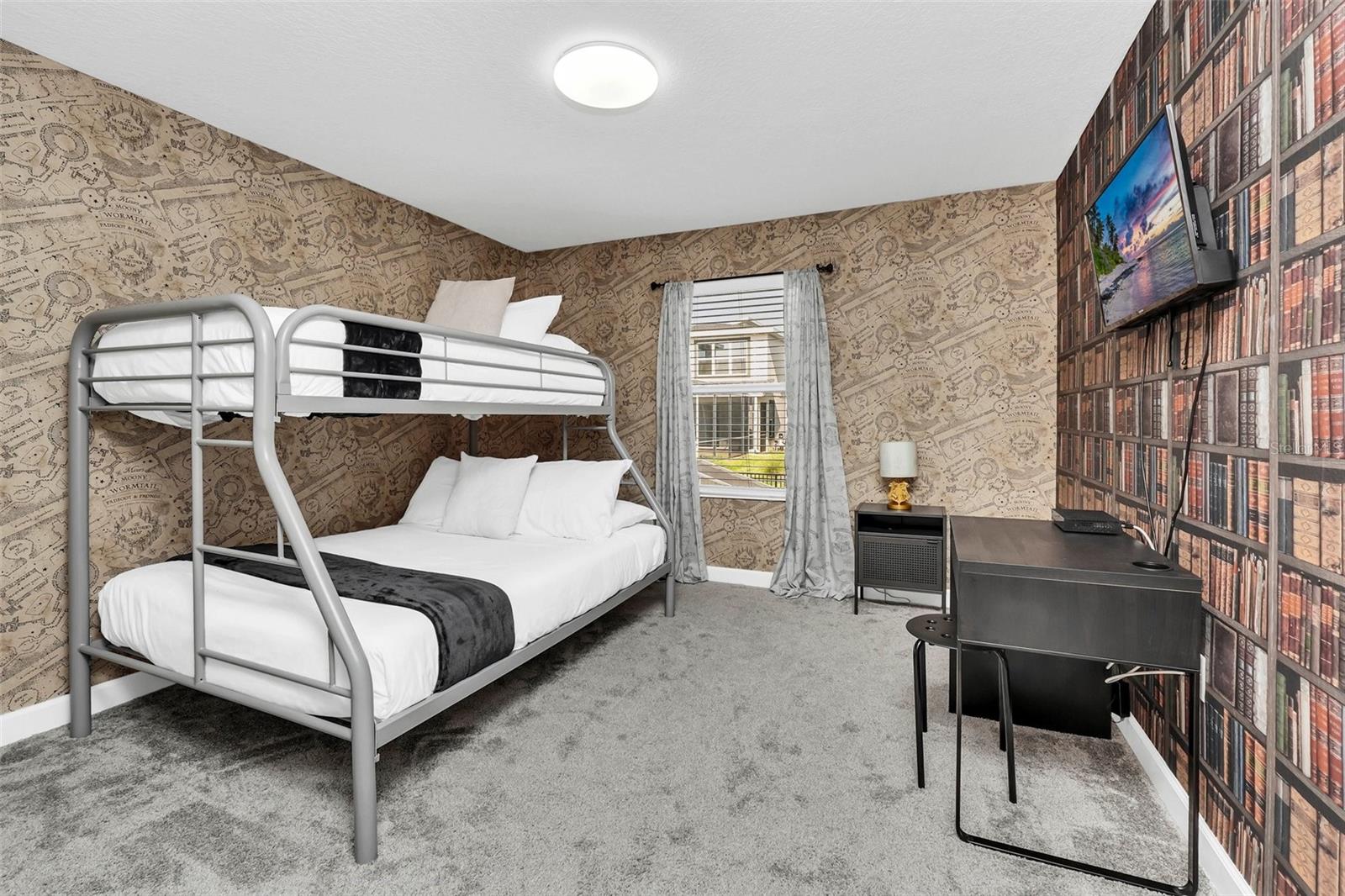 Image 31 of 51 For 1000 Leader Street