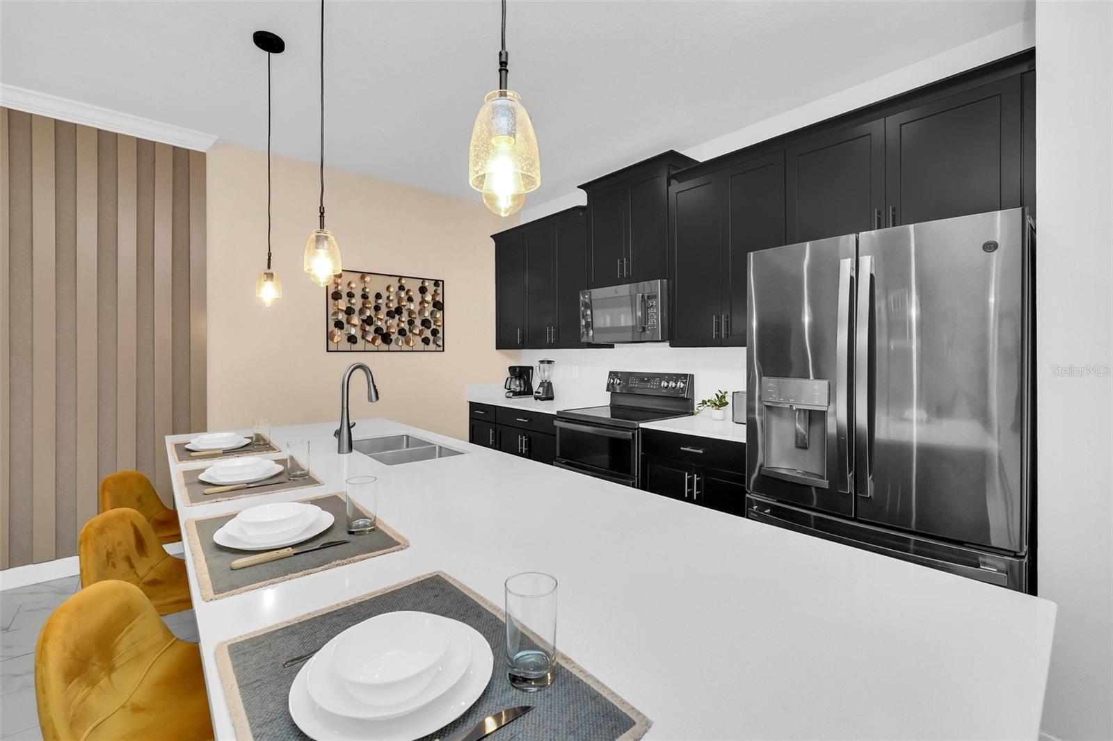 Image 34 of 51 For 1000 Leader Street