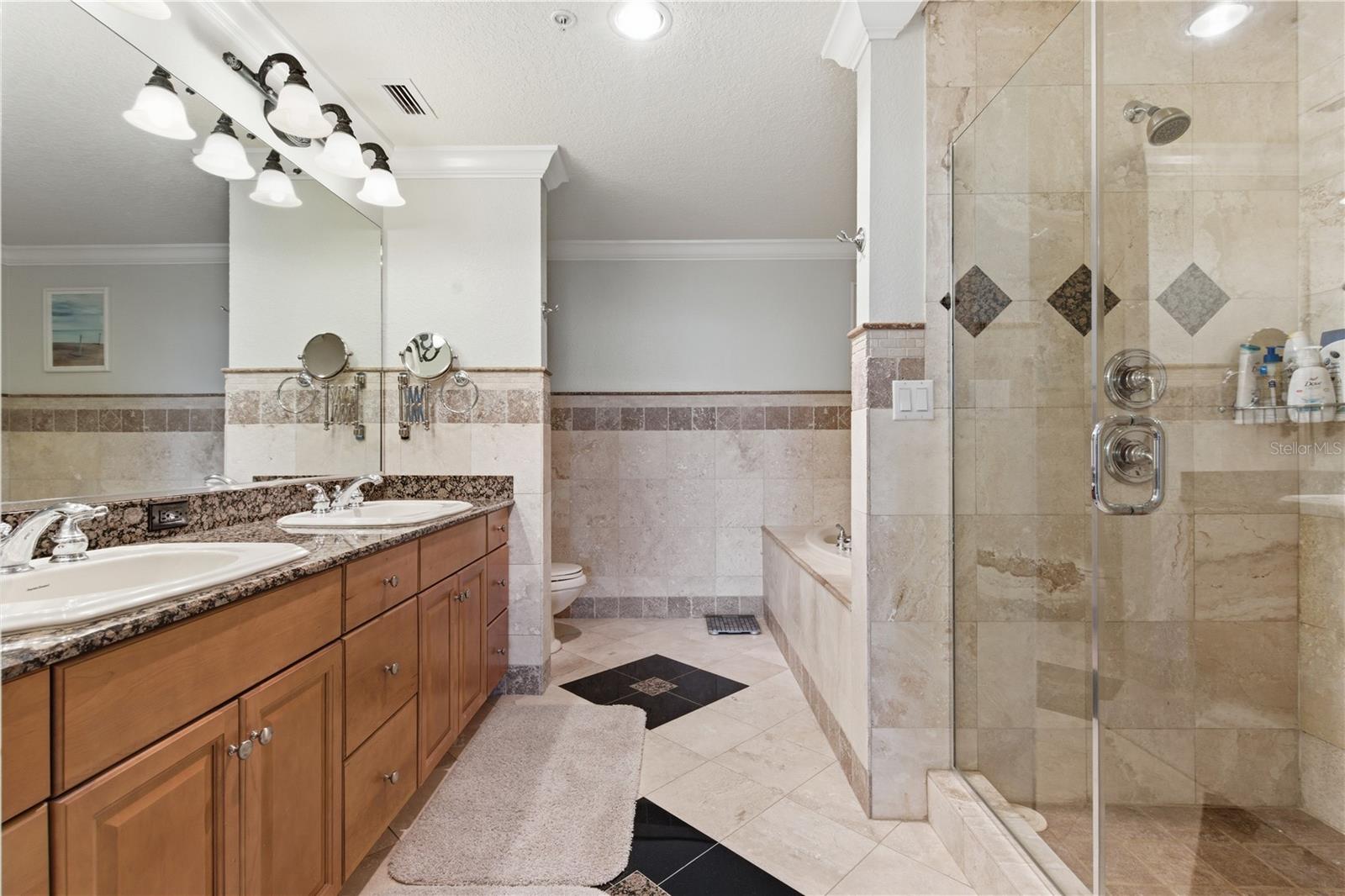 Image 21 of 44 For 700 Osceola Avenue 305