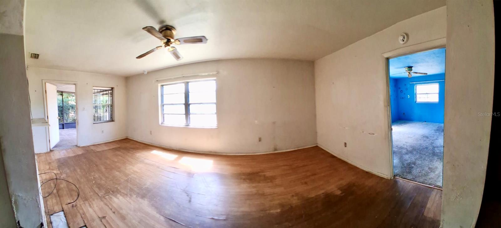 Image 2 of 11 For 1621 15th Avenue