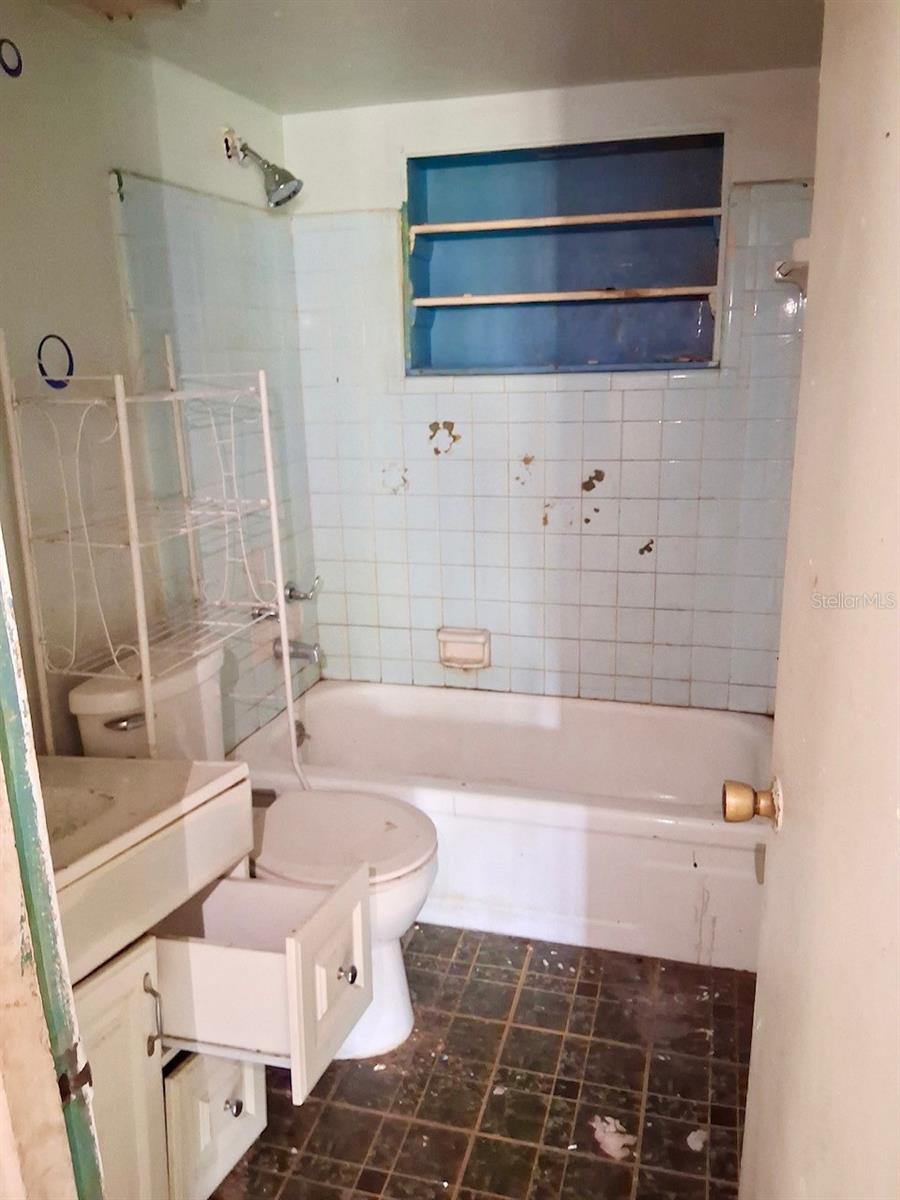 Image 8 of 11 For 1621 15th Avenue