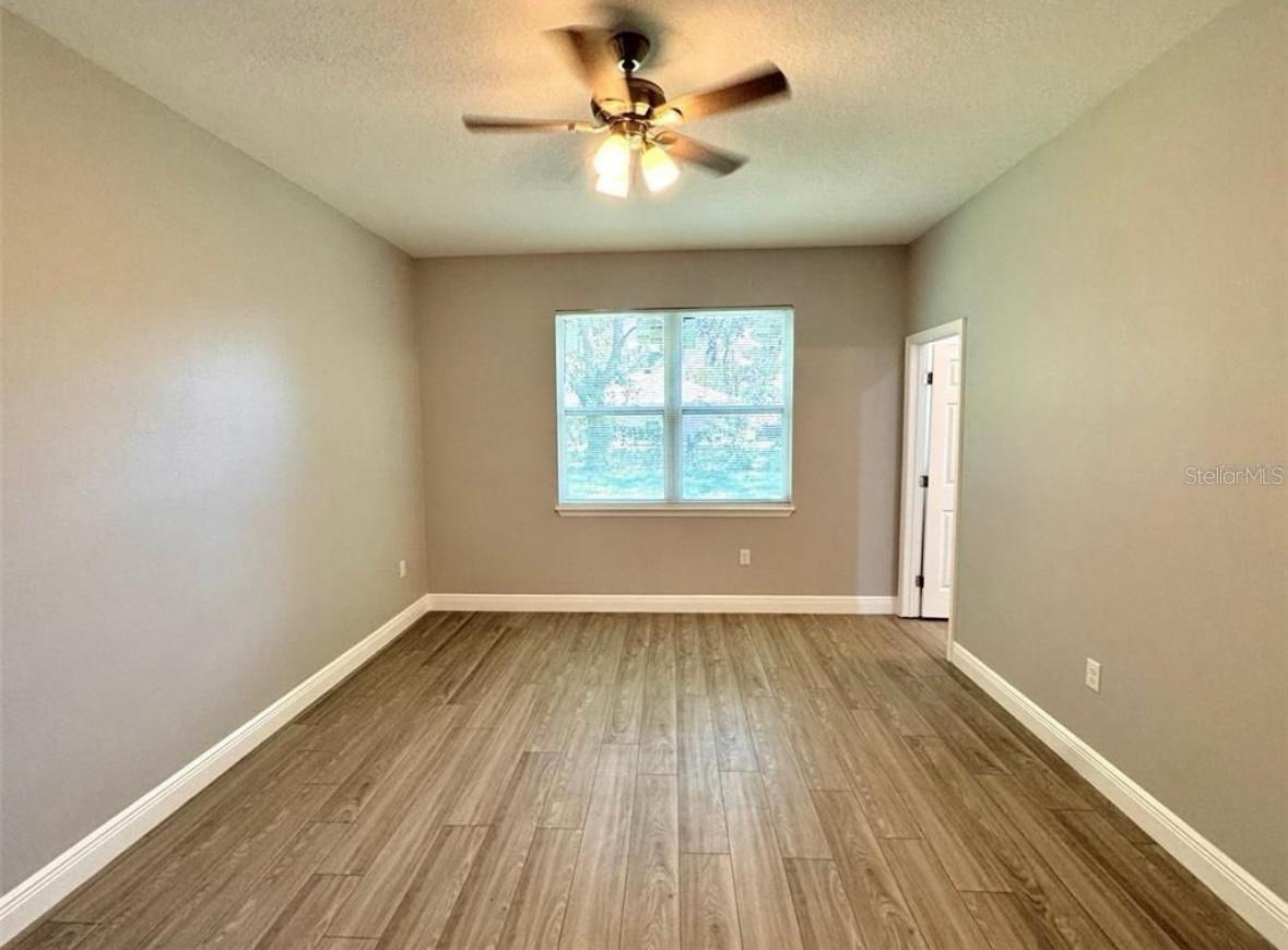 Image 8 of 20 For 4529 Gore Avenue