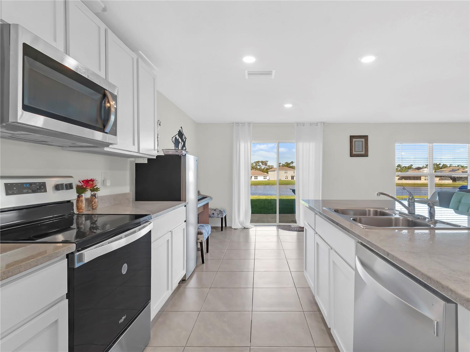 Image 11 of 25 For 16767 Sunburst Lake Street