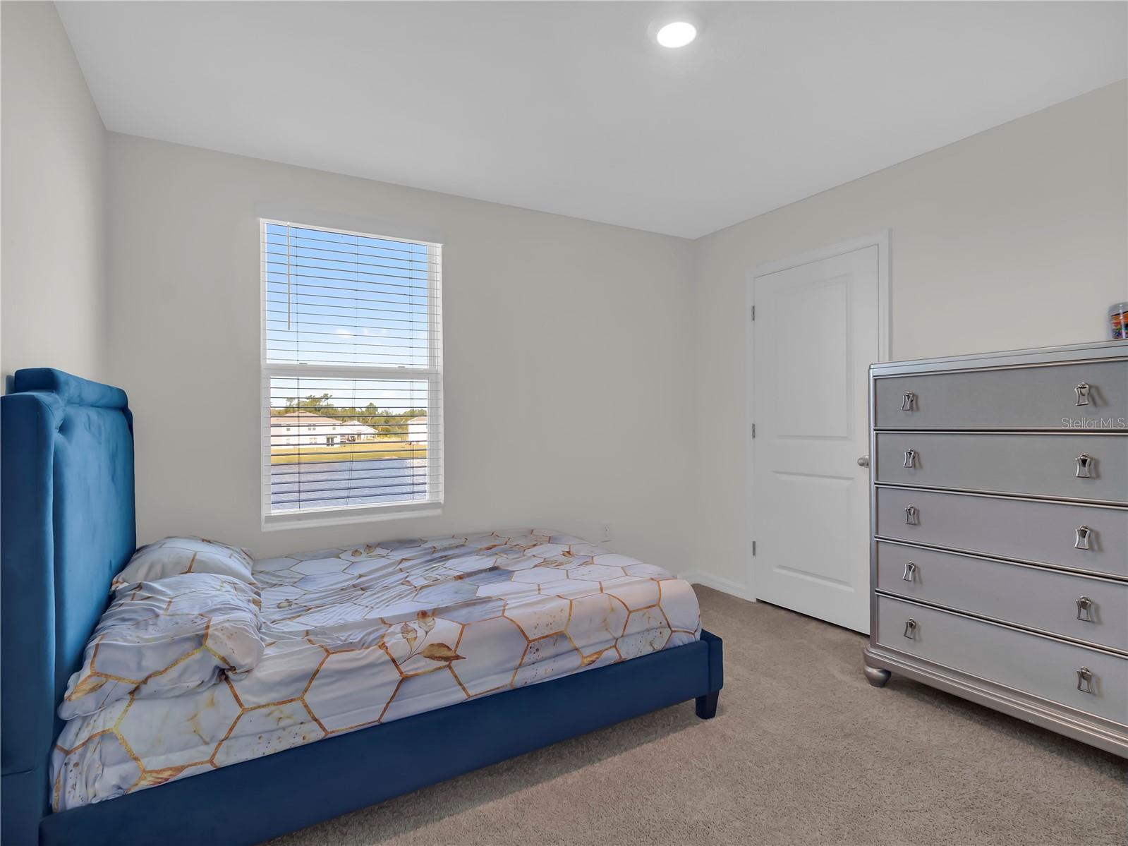 Image 24 of 25 For 16767 Sunburst Lake Street