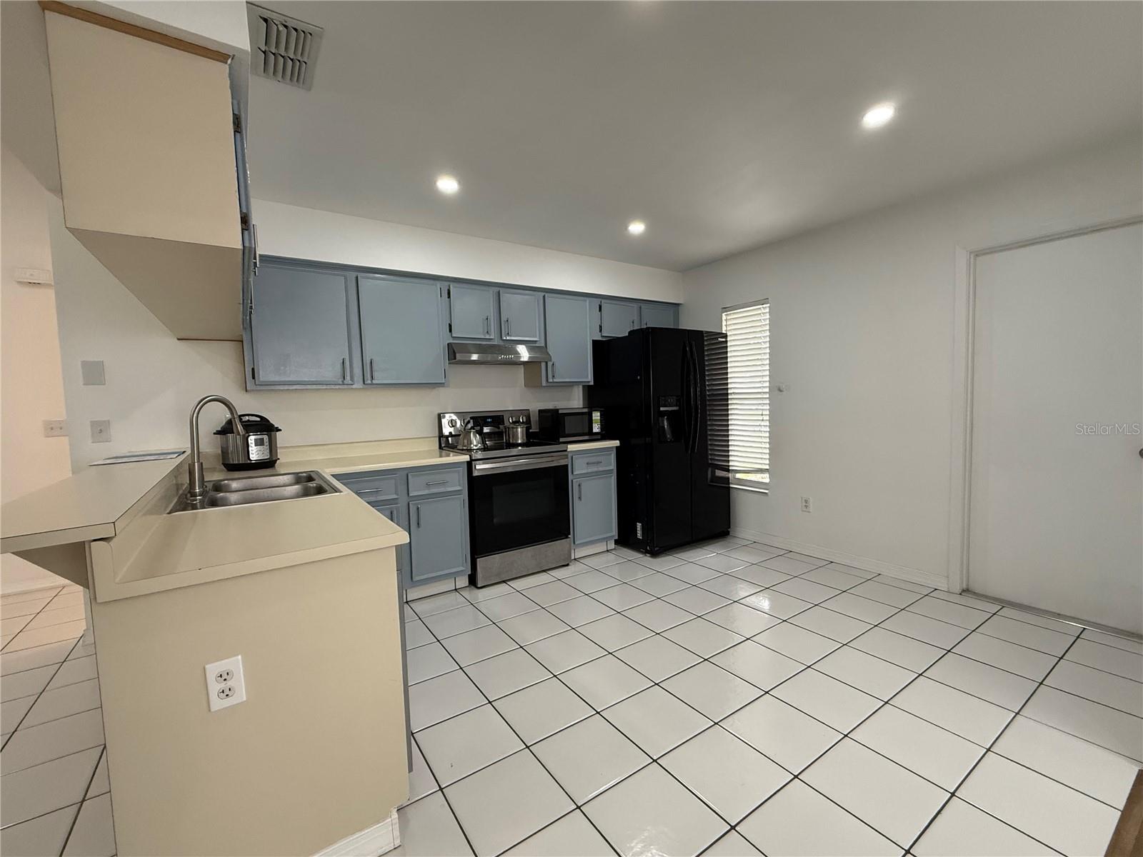 Listing photo id 15 for 14022 Citrus Pointe Drive