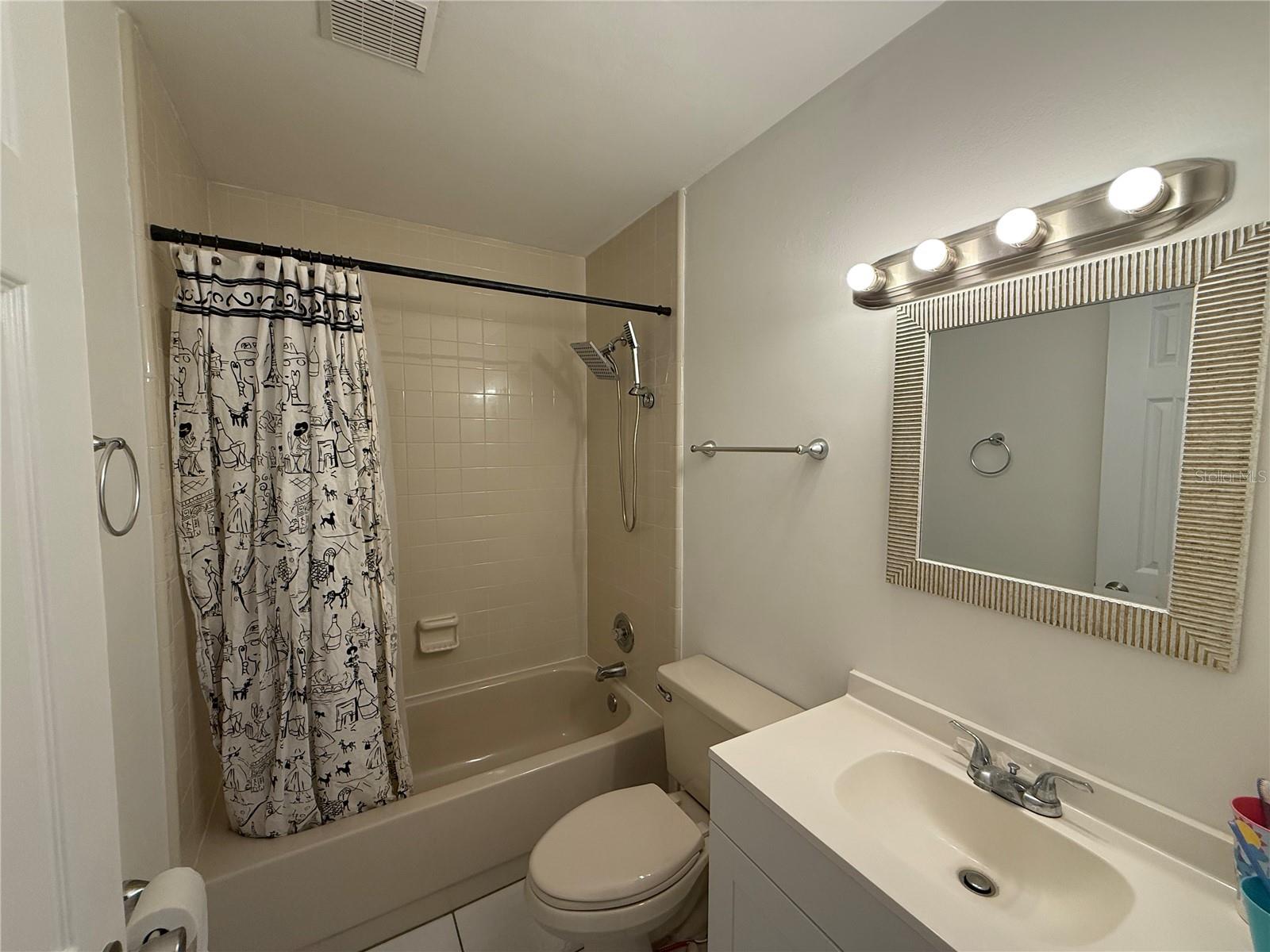 Listing photo id 20 for 14022 Citrus Pointe Drive