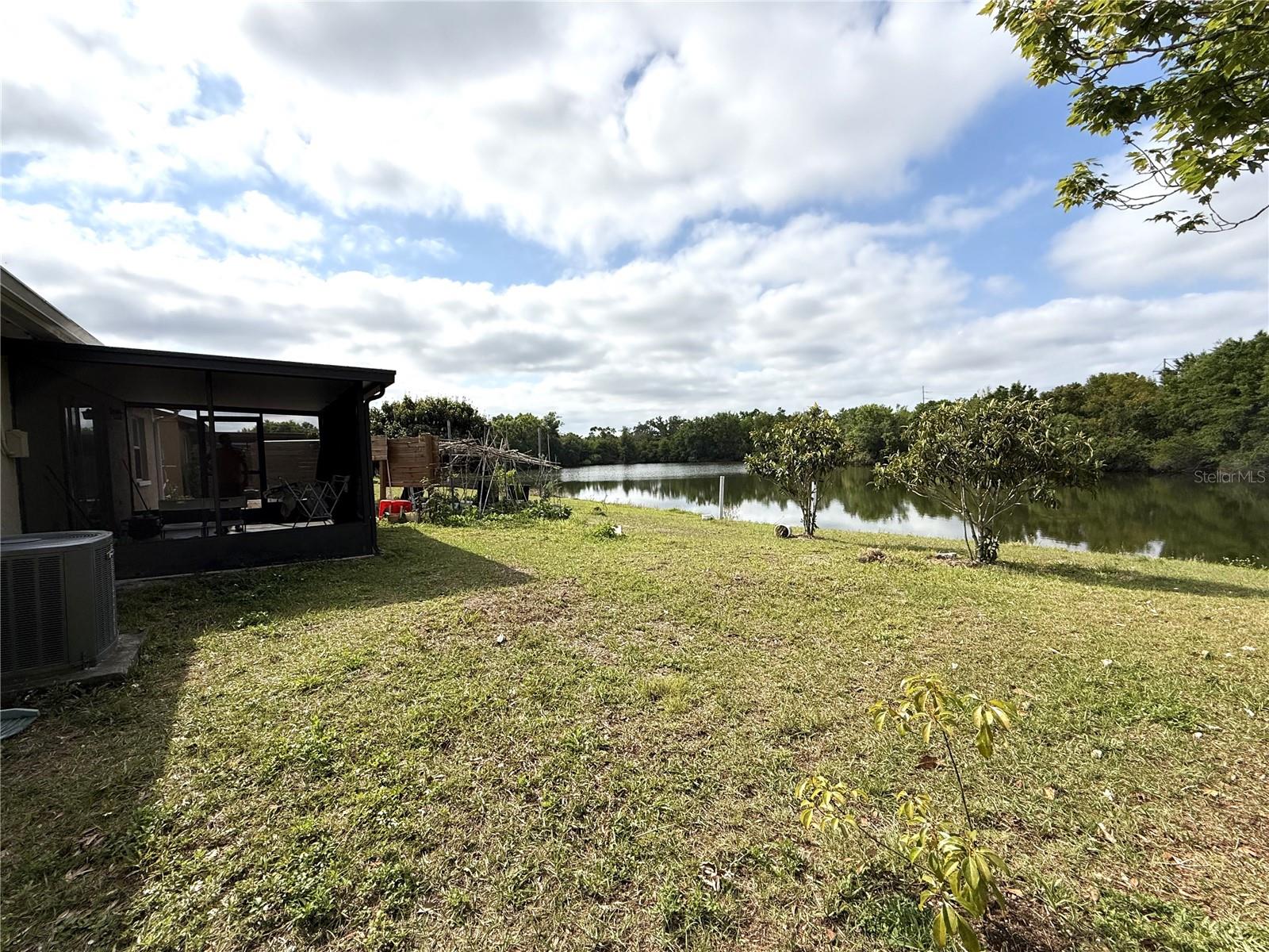 Listing photo id 27 for 14022 Citrus Pointe Drive