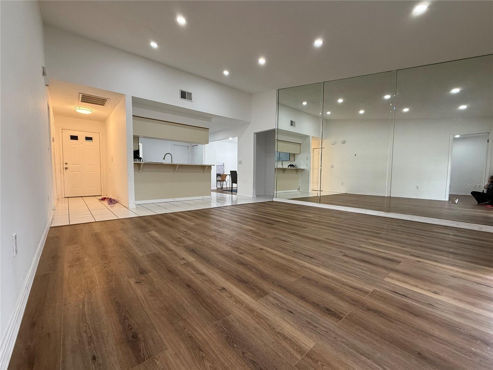 Listing photo id 4 for 14022 Citrus Pointe Drive