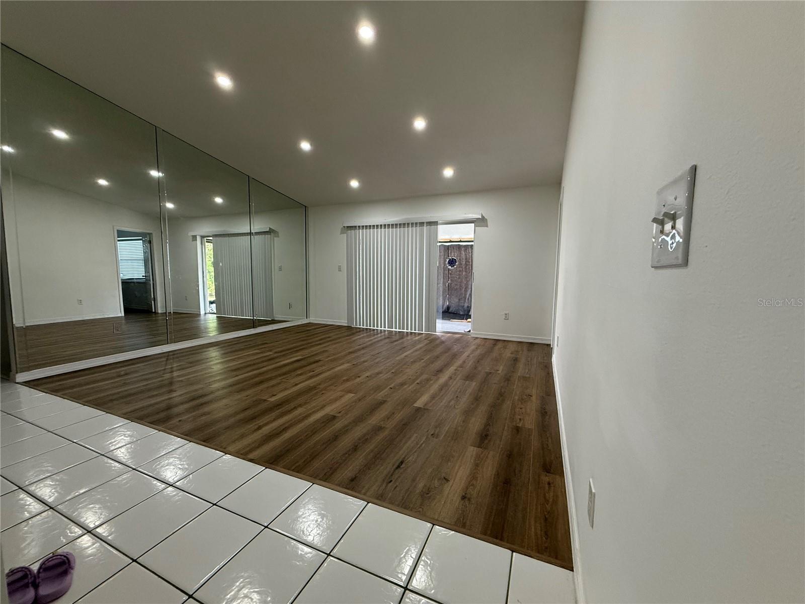 Listing photo id 7 for 14022 Citrus Pointe Drive