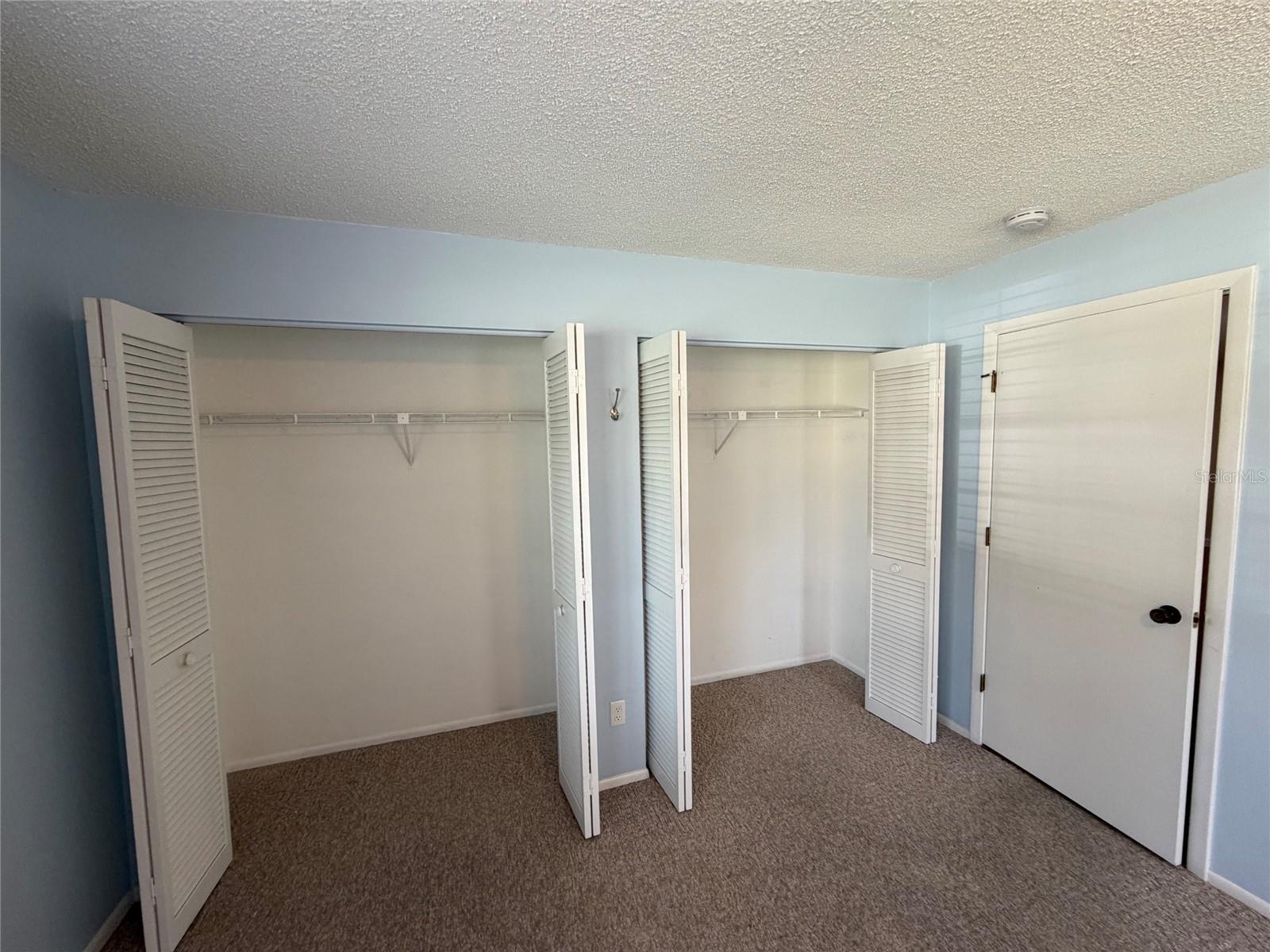 Image 13 of 24 For 999 Gillespie Drive