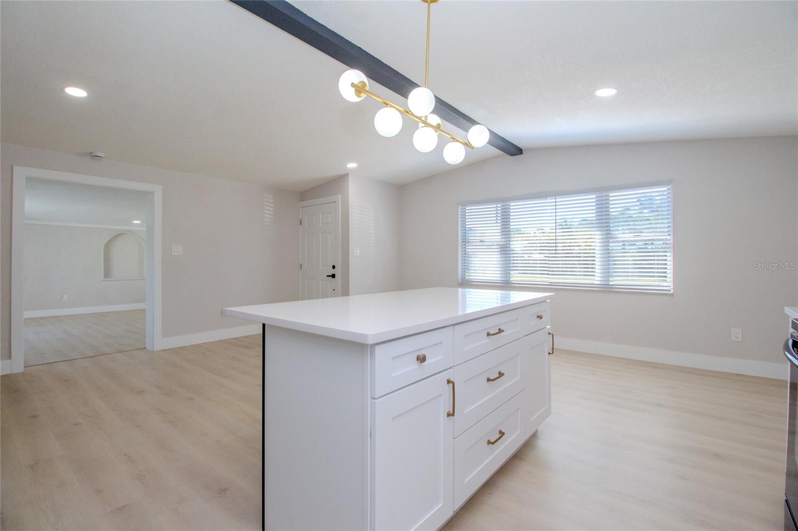 Image 21 of 64 For 10889 124th Avenue