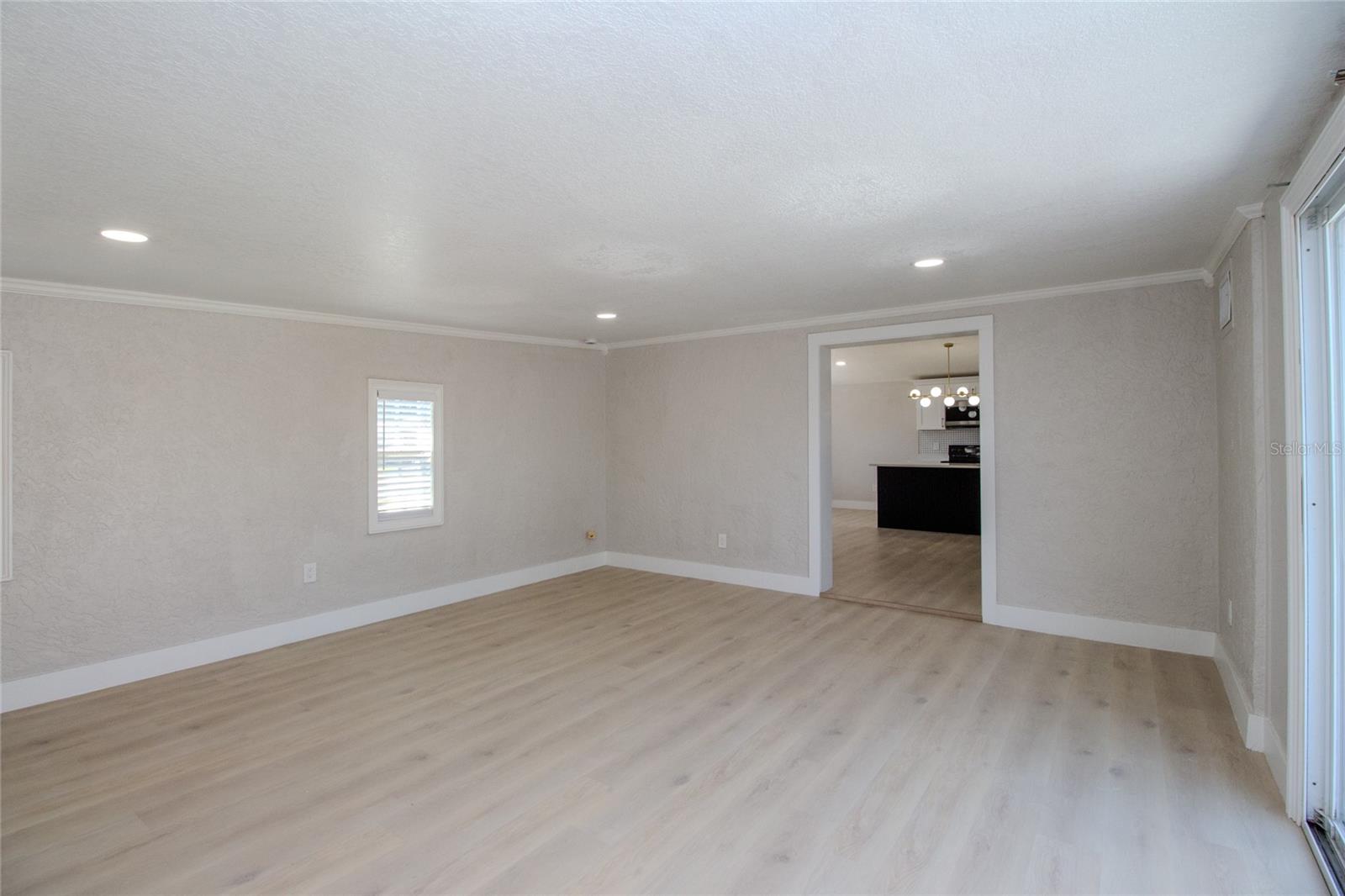 Image 24 of 64 For 10889 124th Avenue