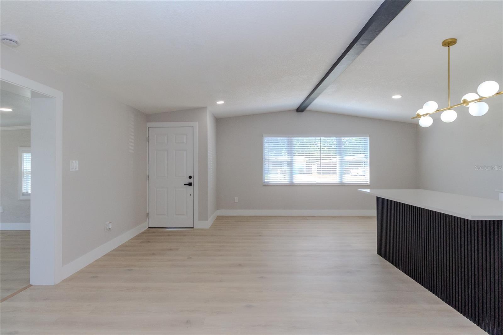 Image 25 of 64 For 10889 124th Avenue