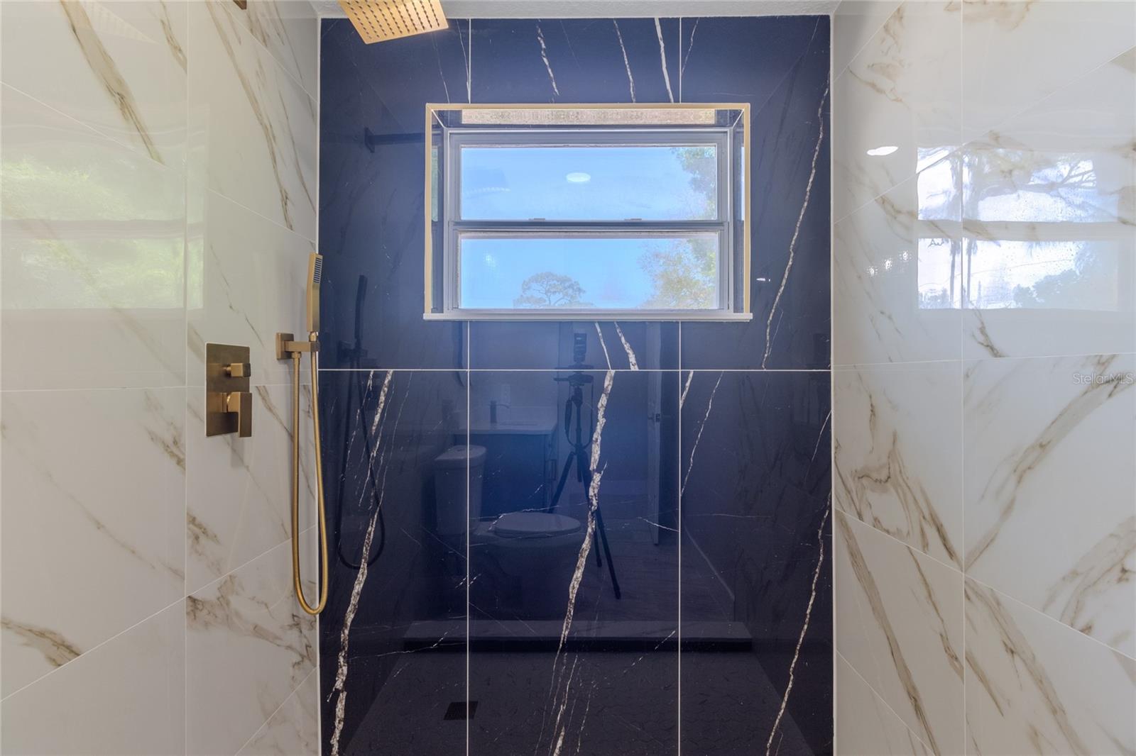 Image 34 of 64 For 10889 124th Avenue