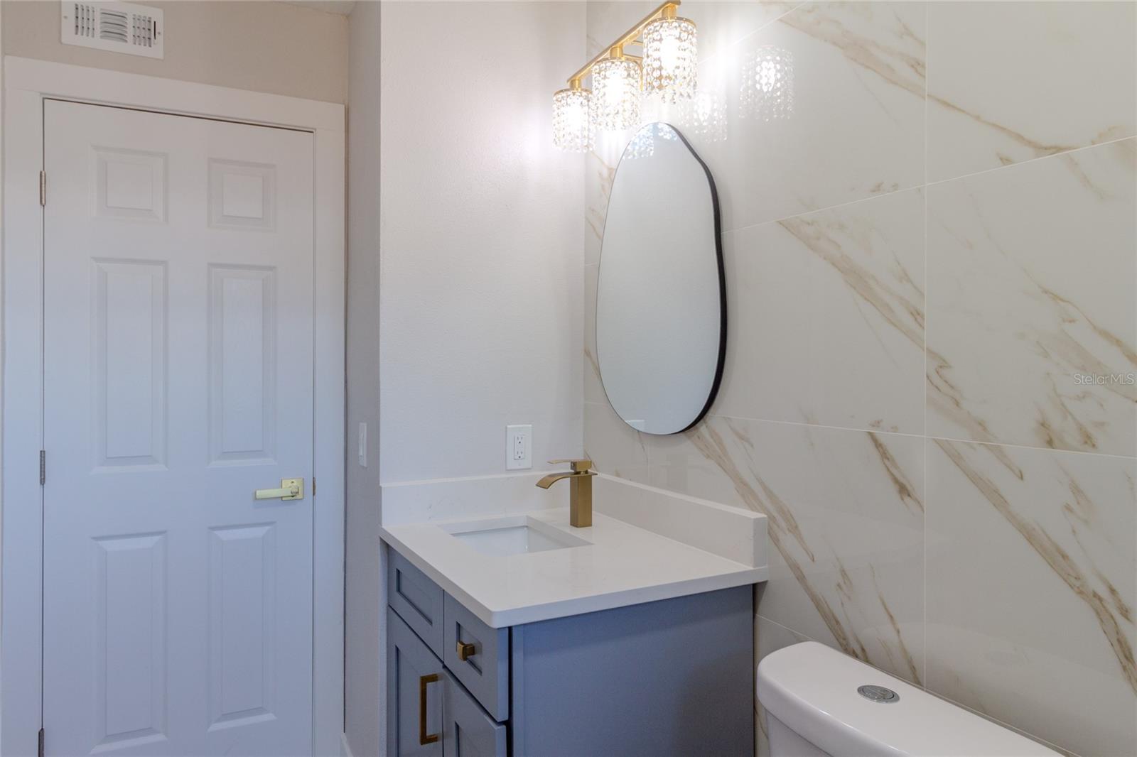 Image 36 of 64 For 10889 124th Avenue