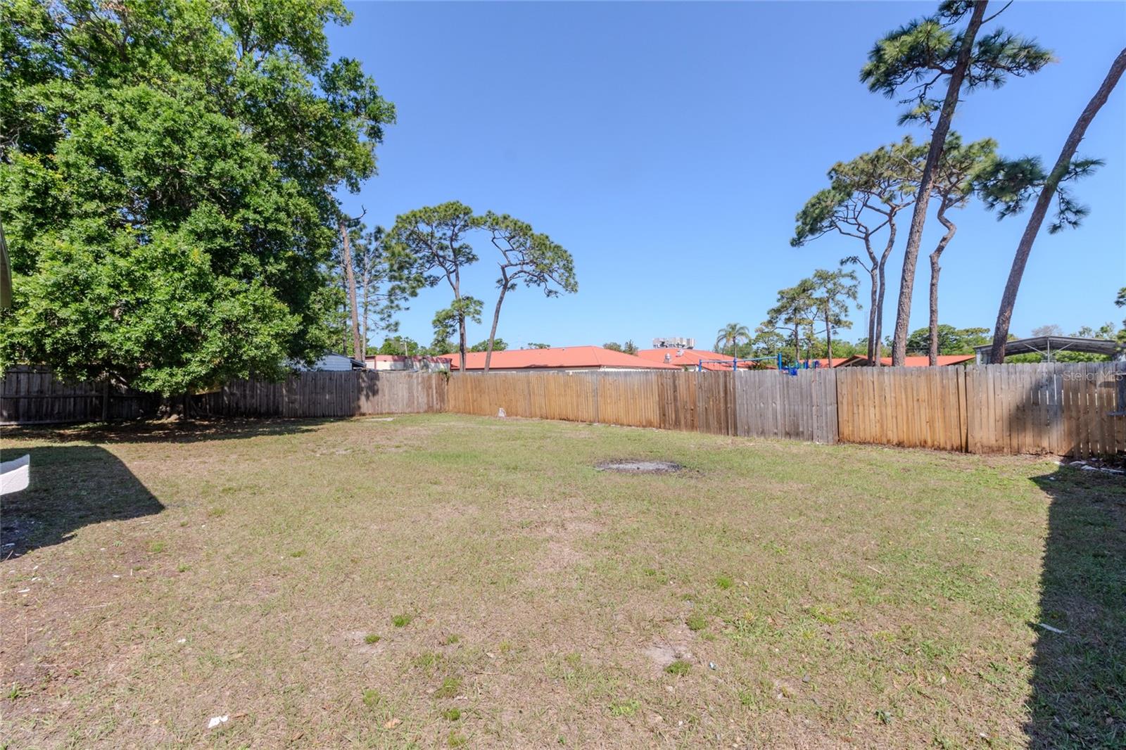 Image 45 of 64 For 10889 124th Avenue