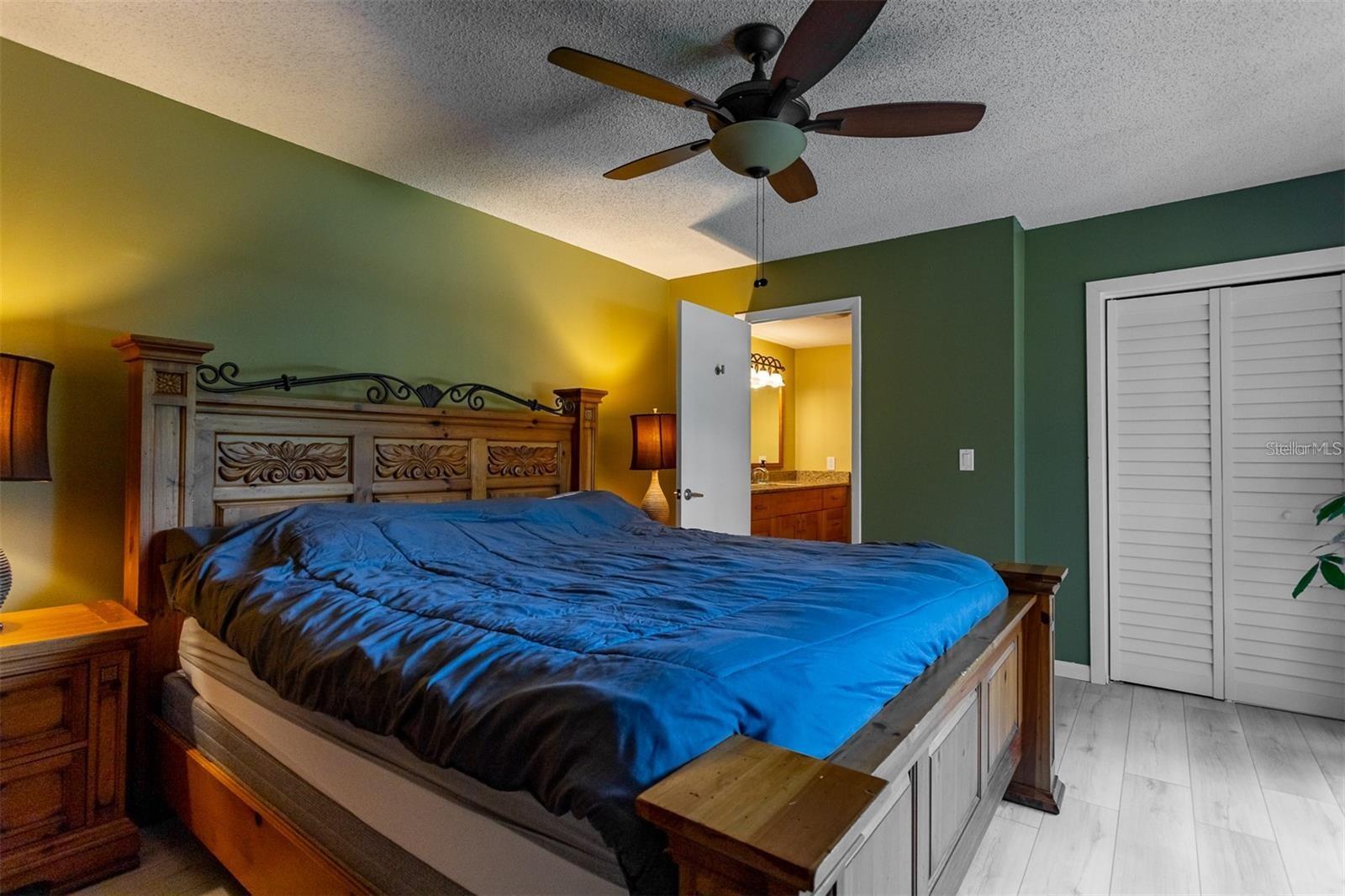 Image 27 of 50 For 2636 2nd Court