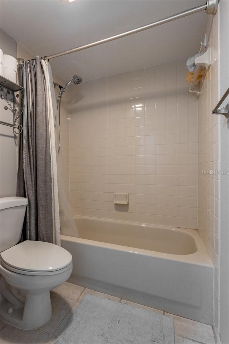 Image 33 of 50 For 2636 2nd Court