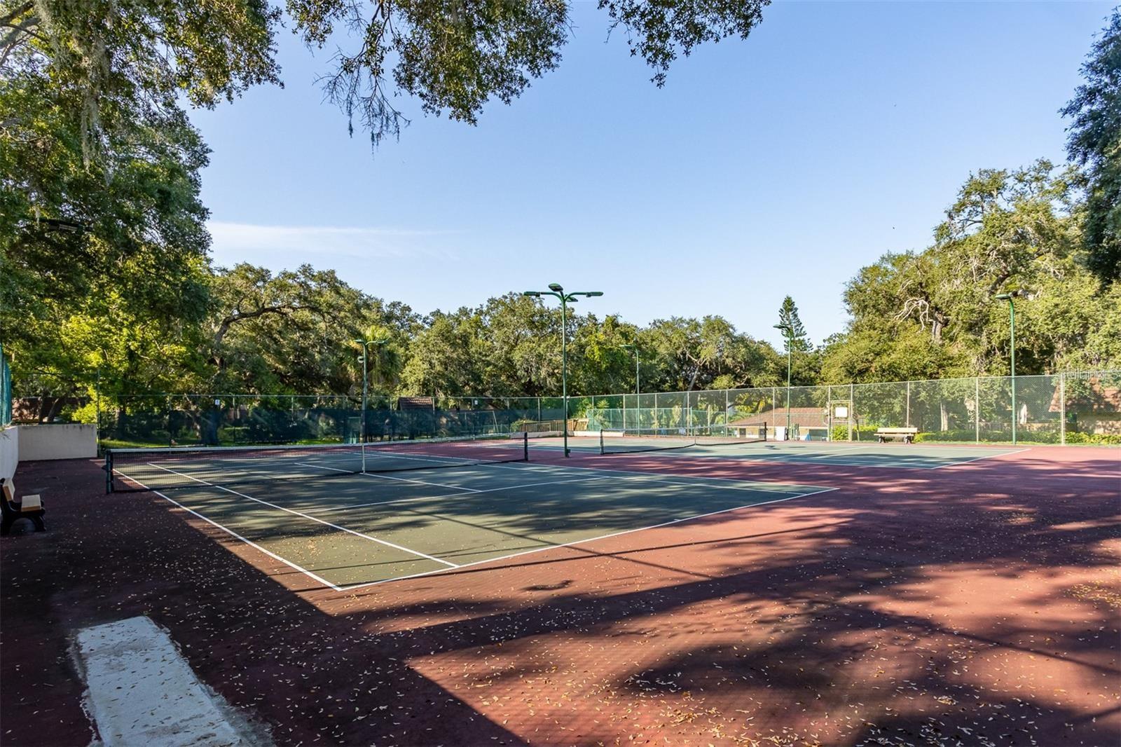 Image 38 of 50 For 2636 2nd Court