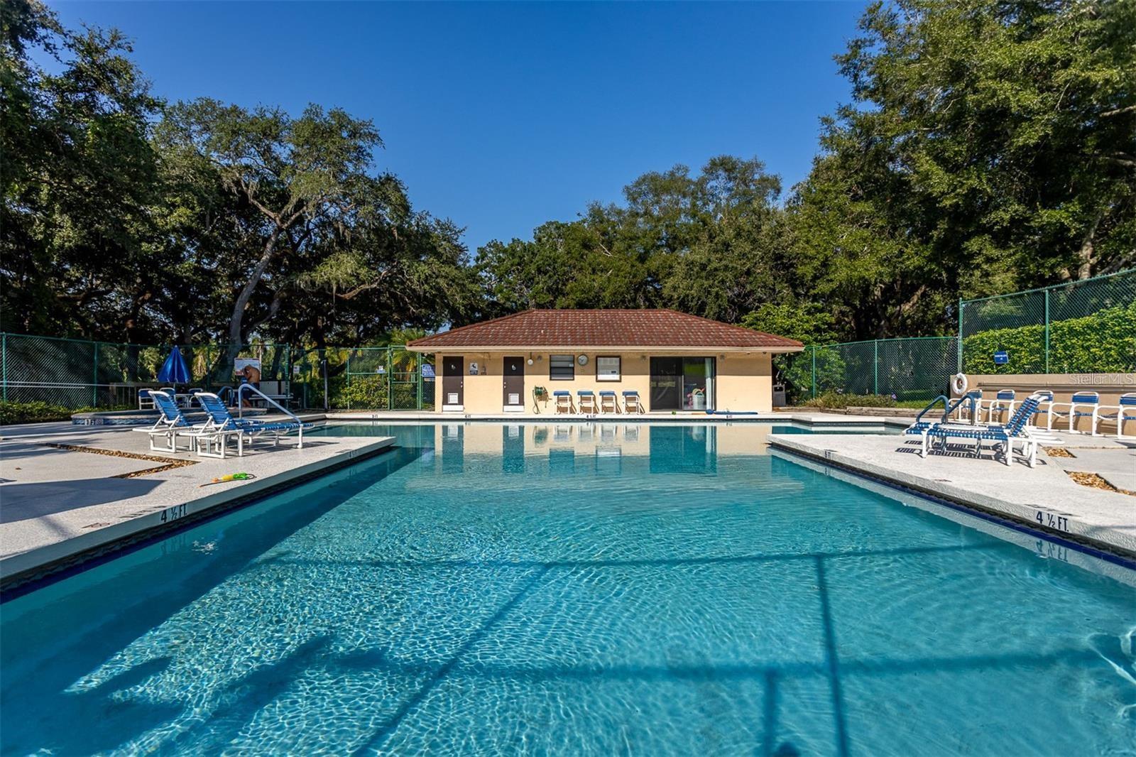 Image 42 of 50 For 2636 2nd Court