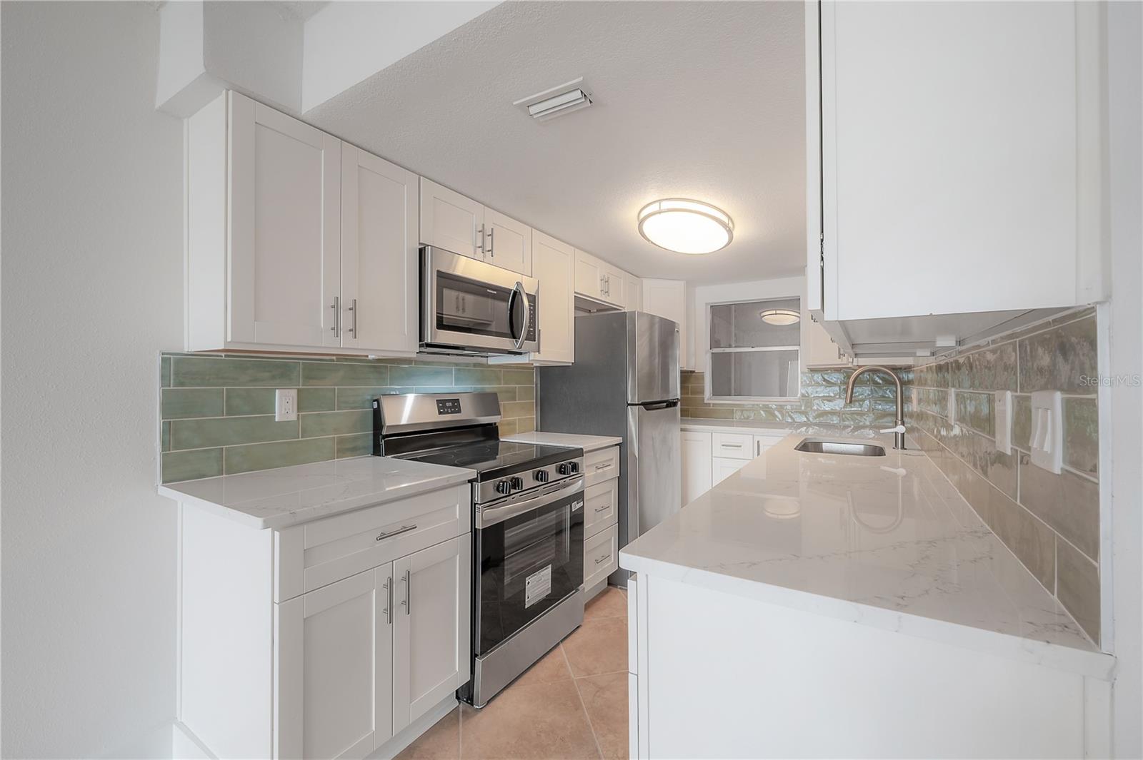 Image 15 of 29 For 8931 Blind Pass Road 162