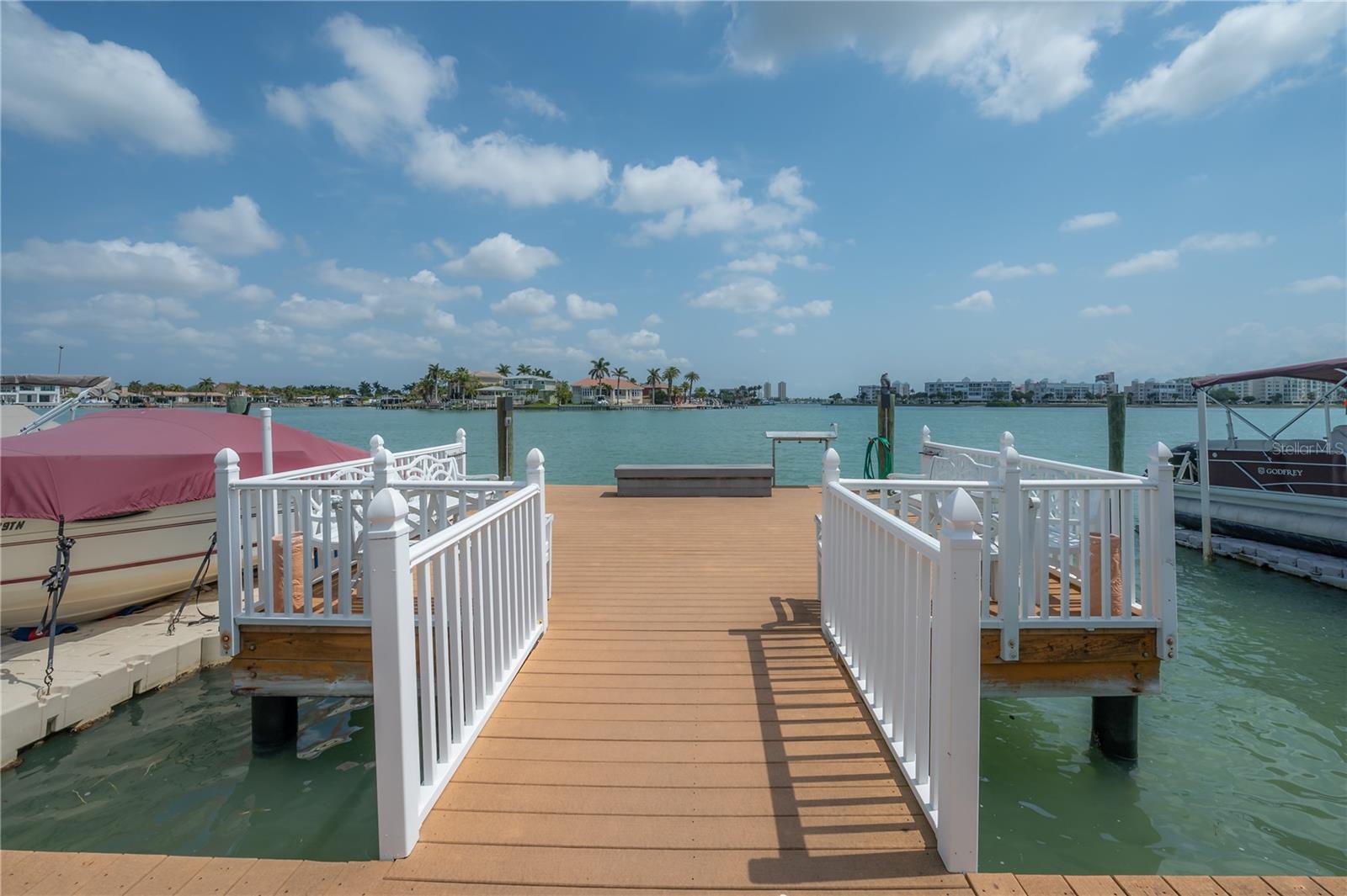 Image 6 of 29 For 8931 Blind Pass Road 162