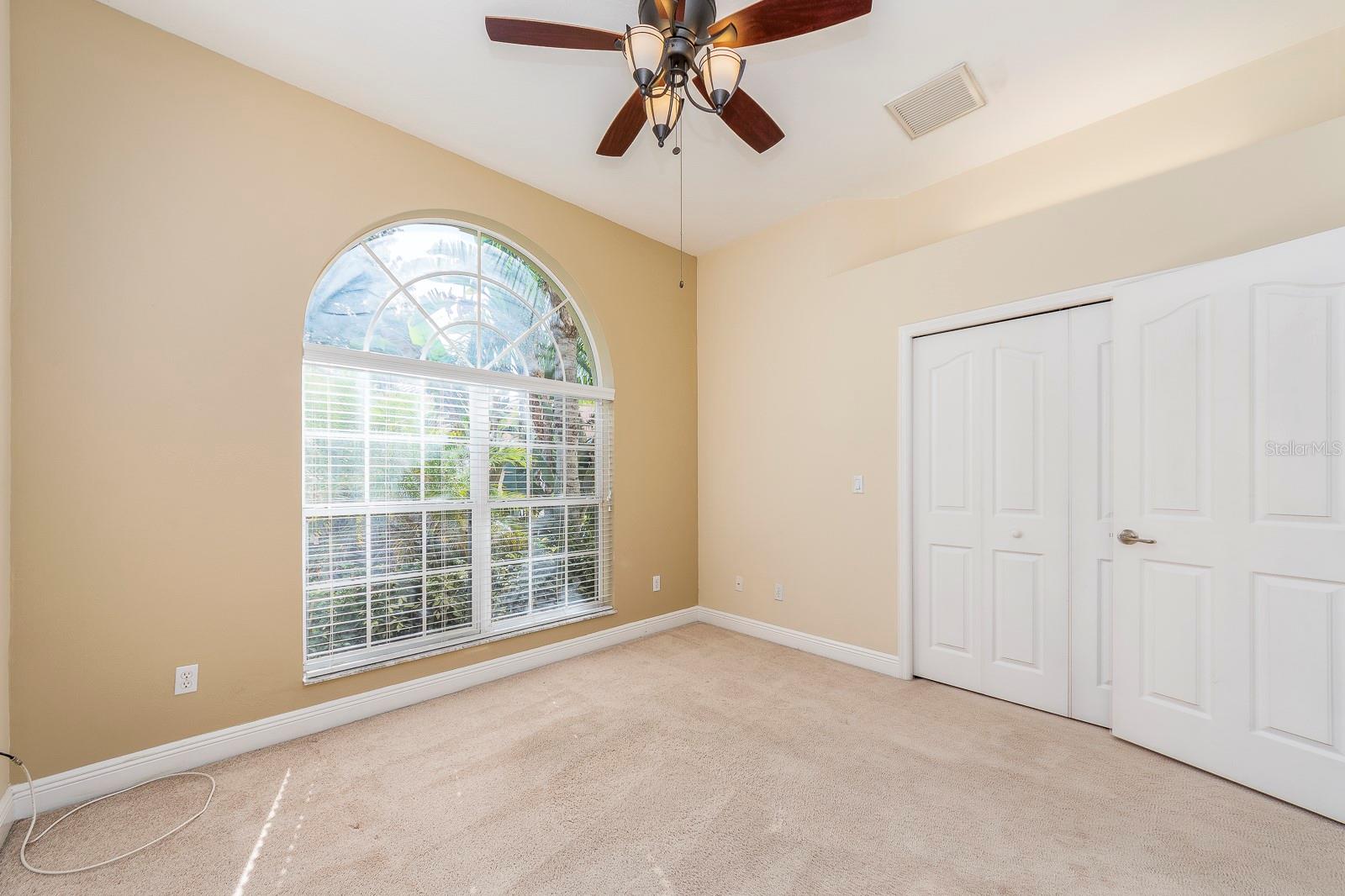 Image 16 of 27 For 10639 Hatteras Drive