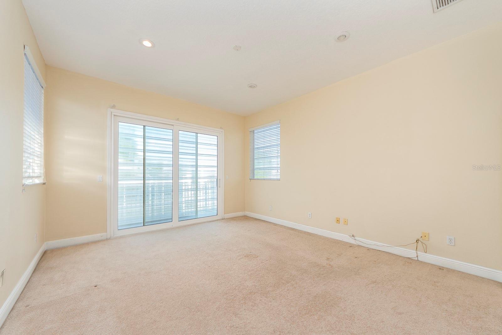 Image 21 of 27 For 10639 Hatteras Drive