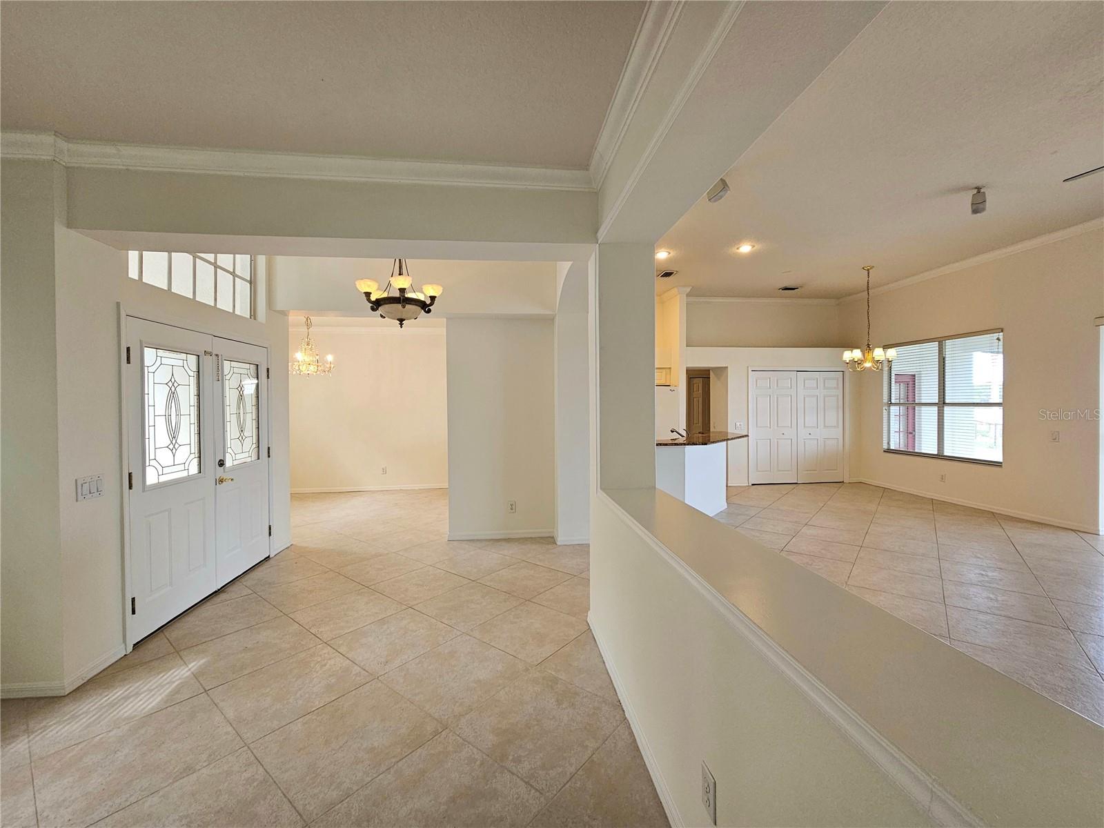 Image 3 of 30 For 7209 Colonial Lake Drive