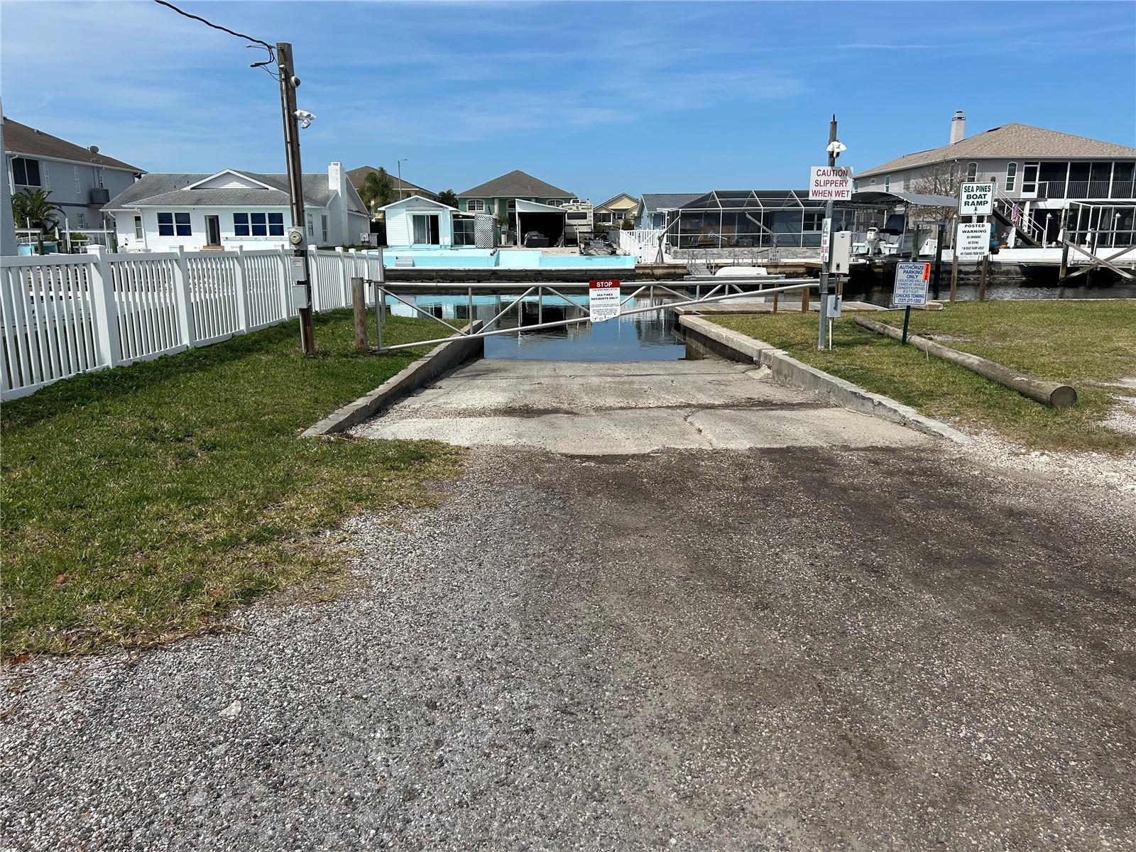 Image 13 of 15 For Indies Drive