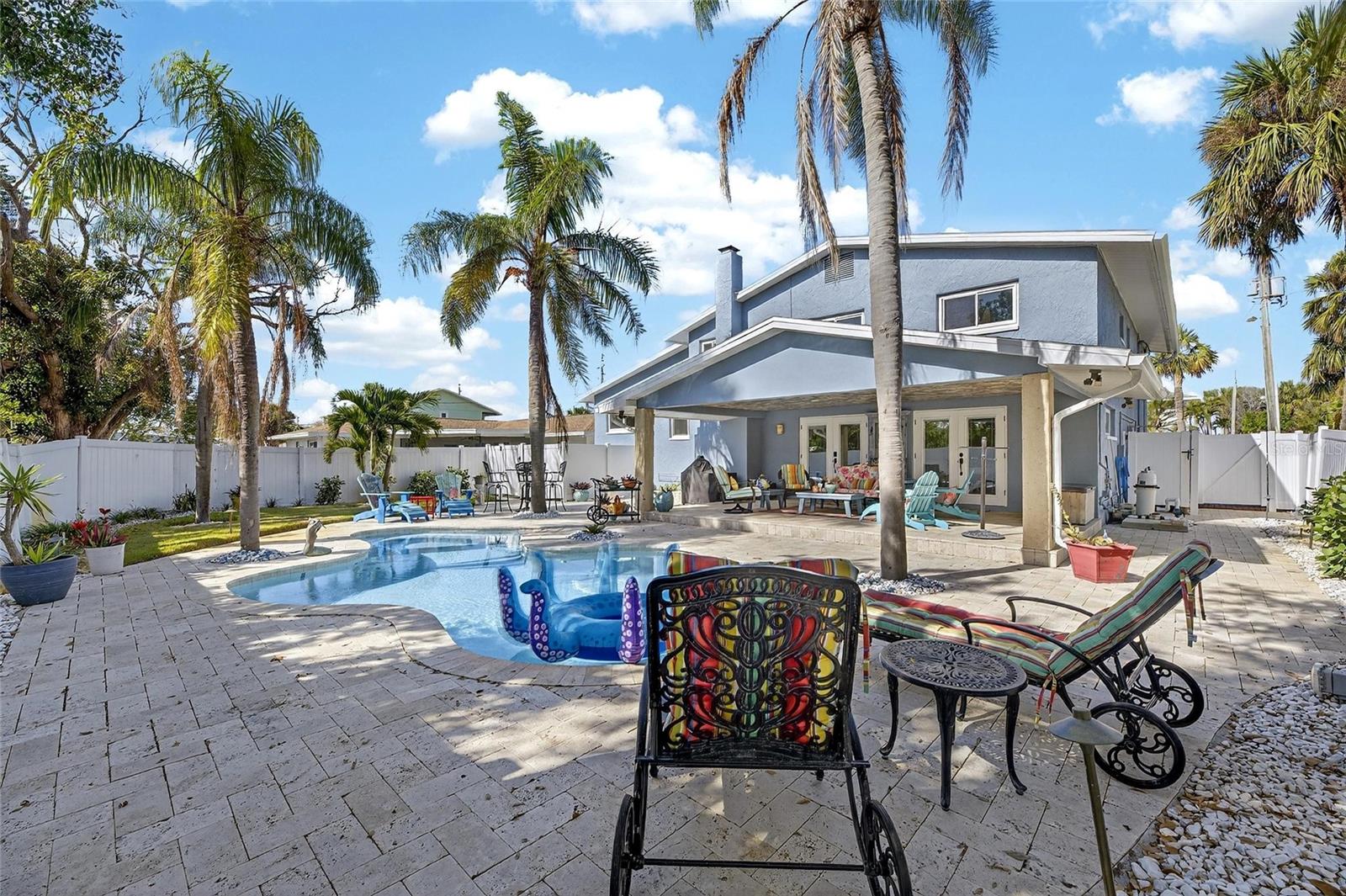 Image 13 of 98 For 931 Gulf Boulevard