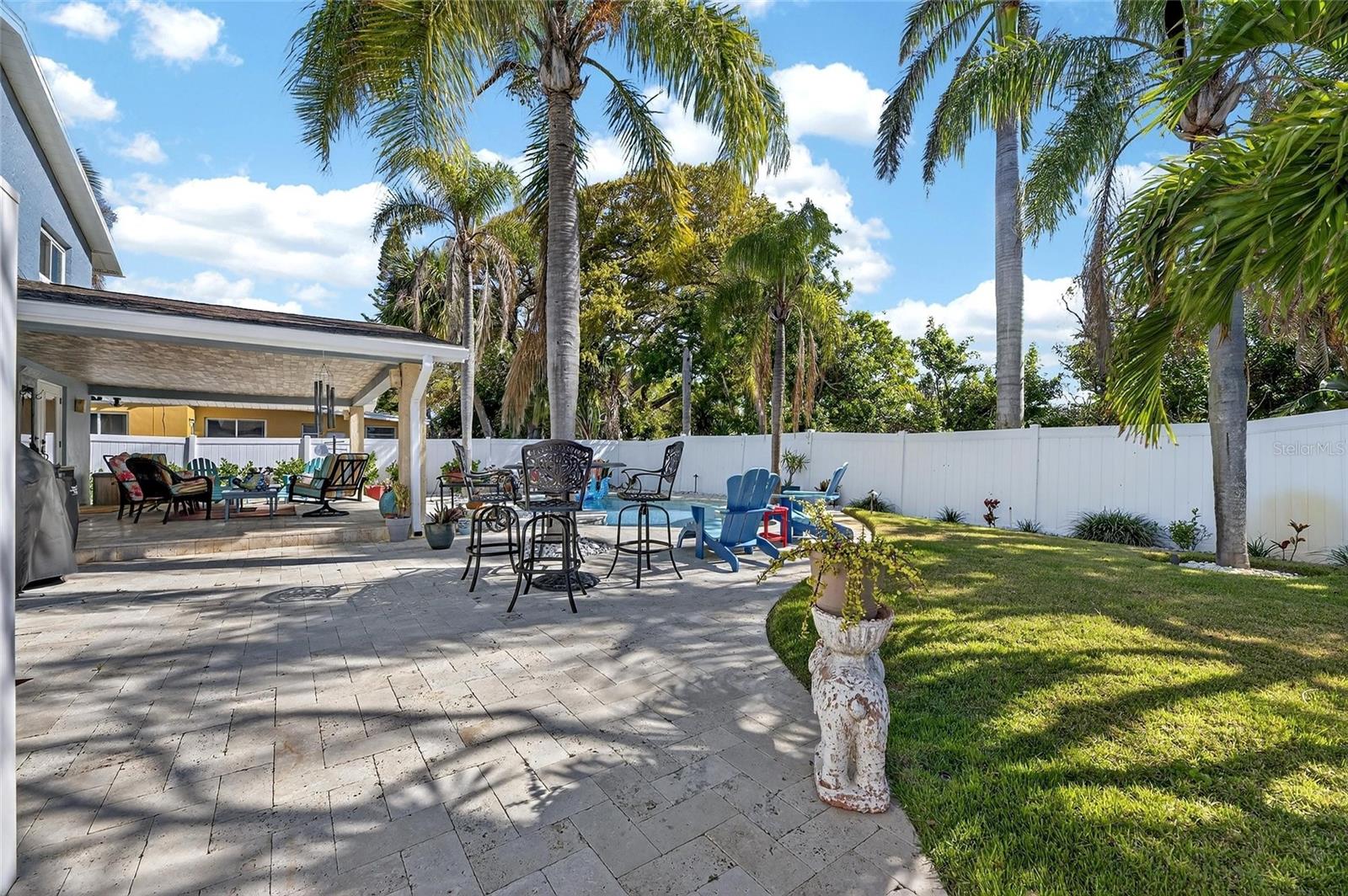 Image 15 of 98 For 931 Gulf Boulevard