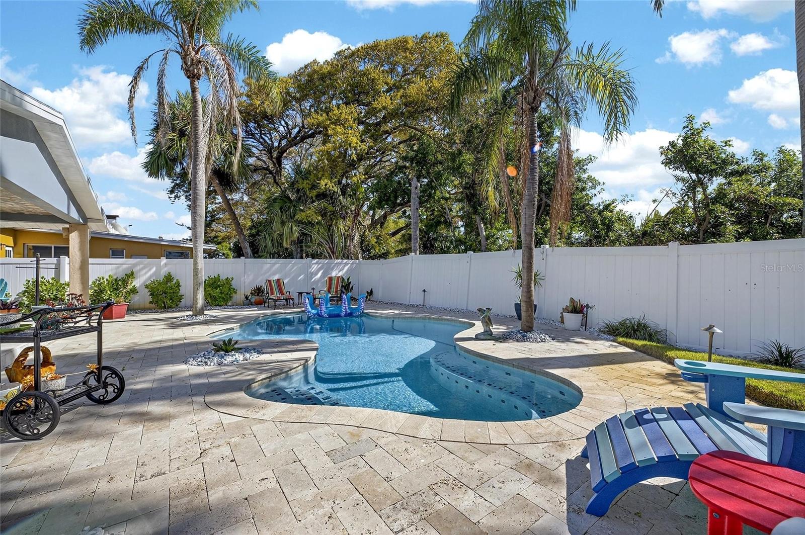 Image 17 of 98 For 931 Gulf Boulevard