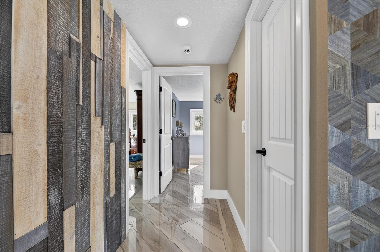 Image 22 of 98 For 931 Gulf Boulevard